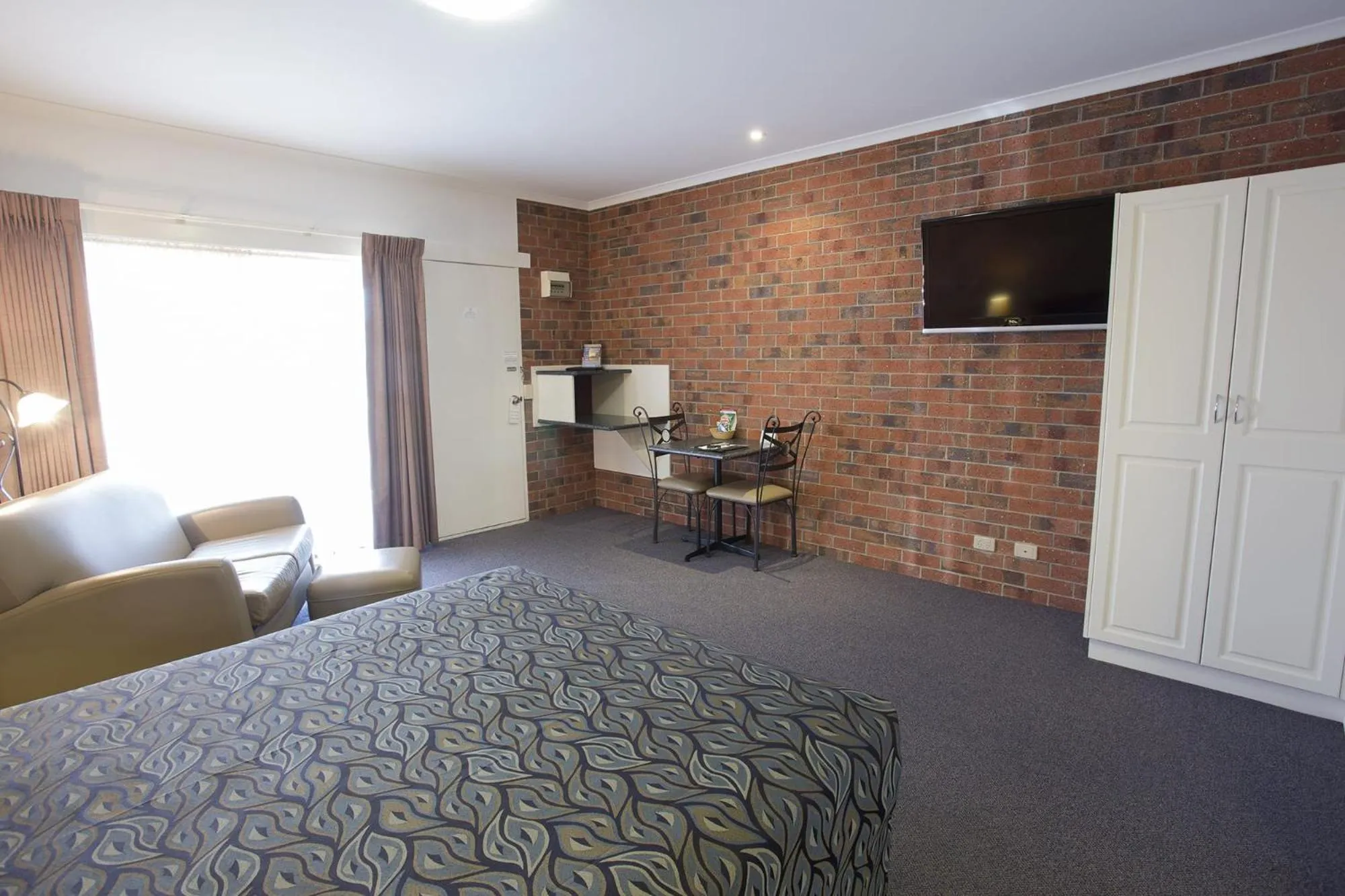 Bed in Horsham Country City Motor Inn