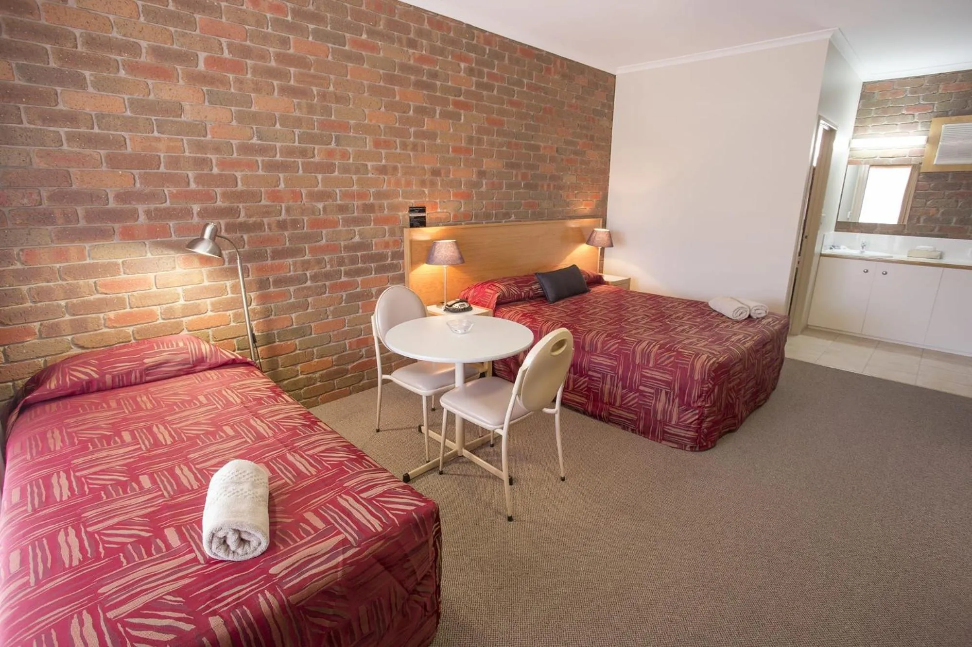 Bed in Horsham Country City Motor Inn