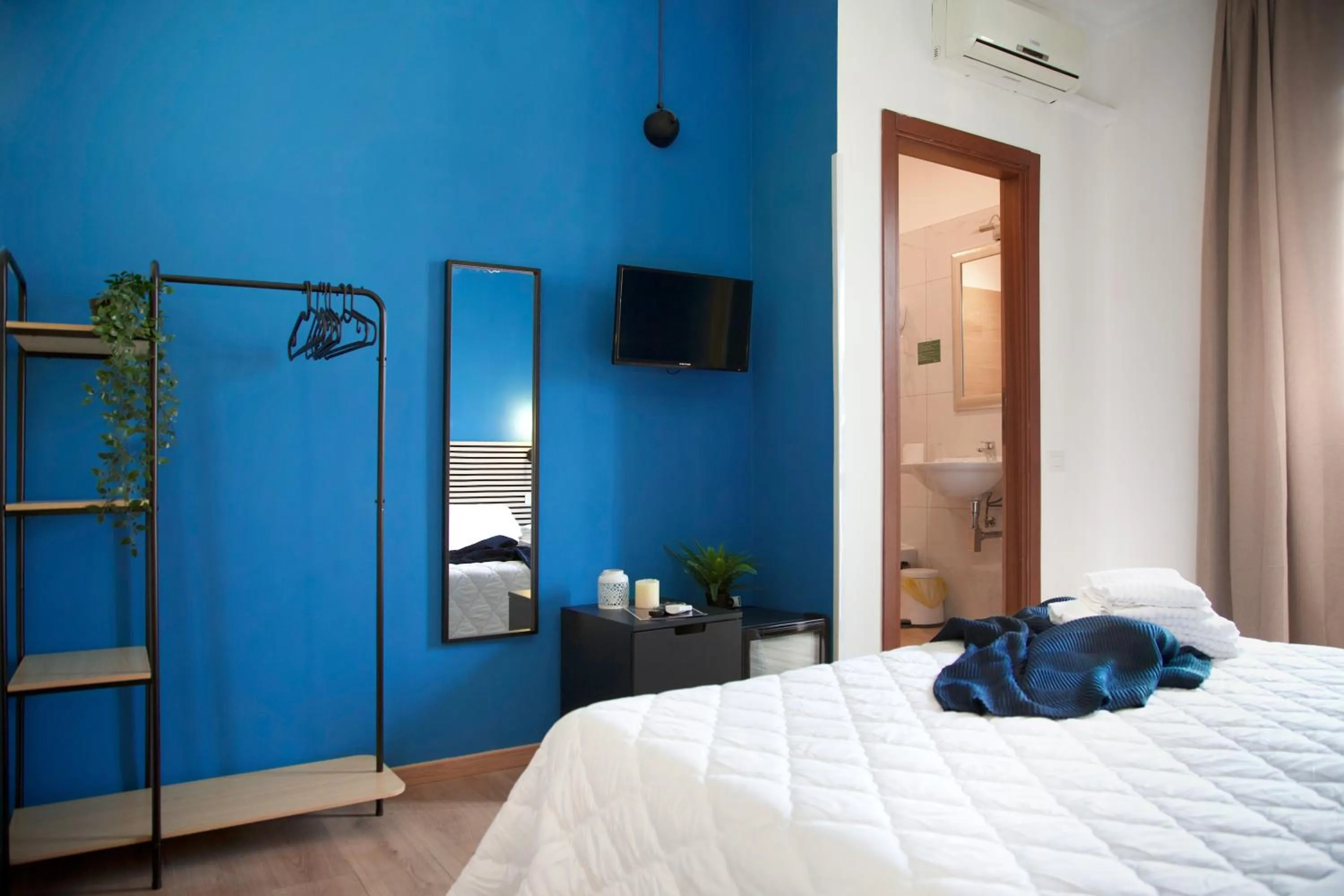 Bed in Hotel Anacapri