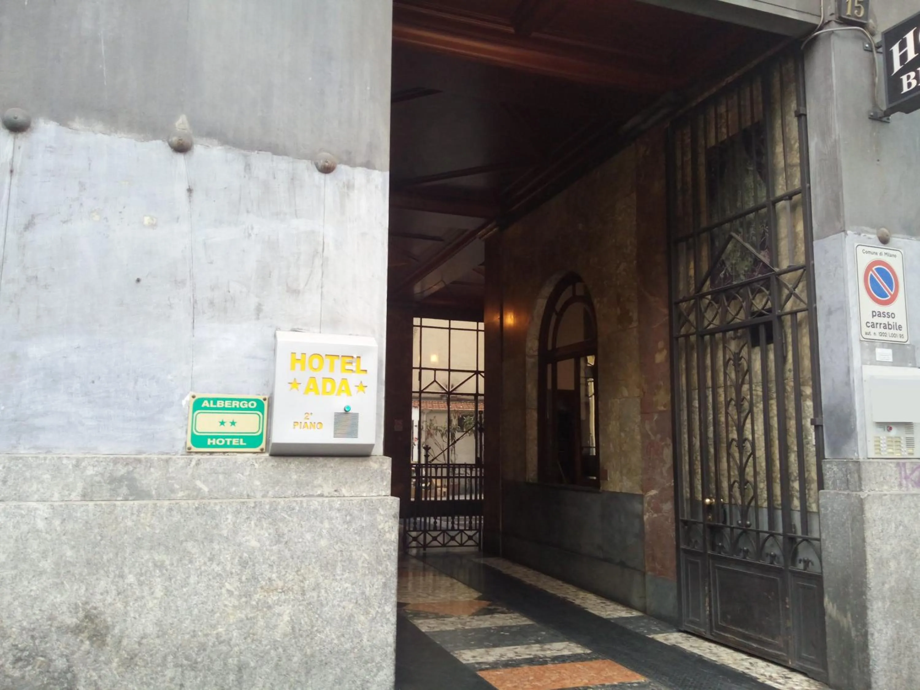 Facade/entrance in Hotel Ada