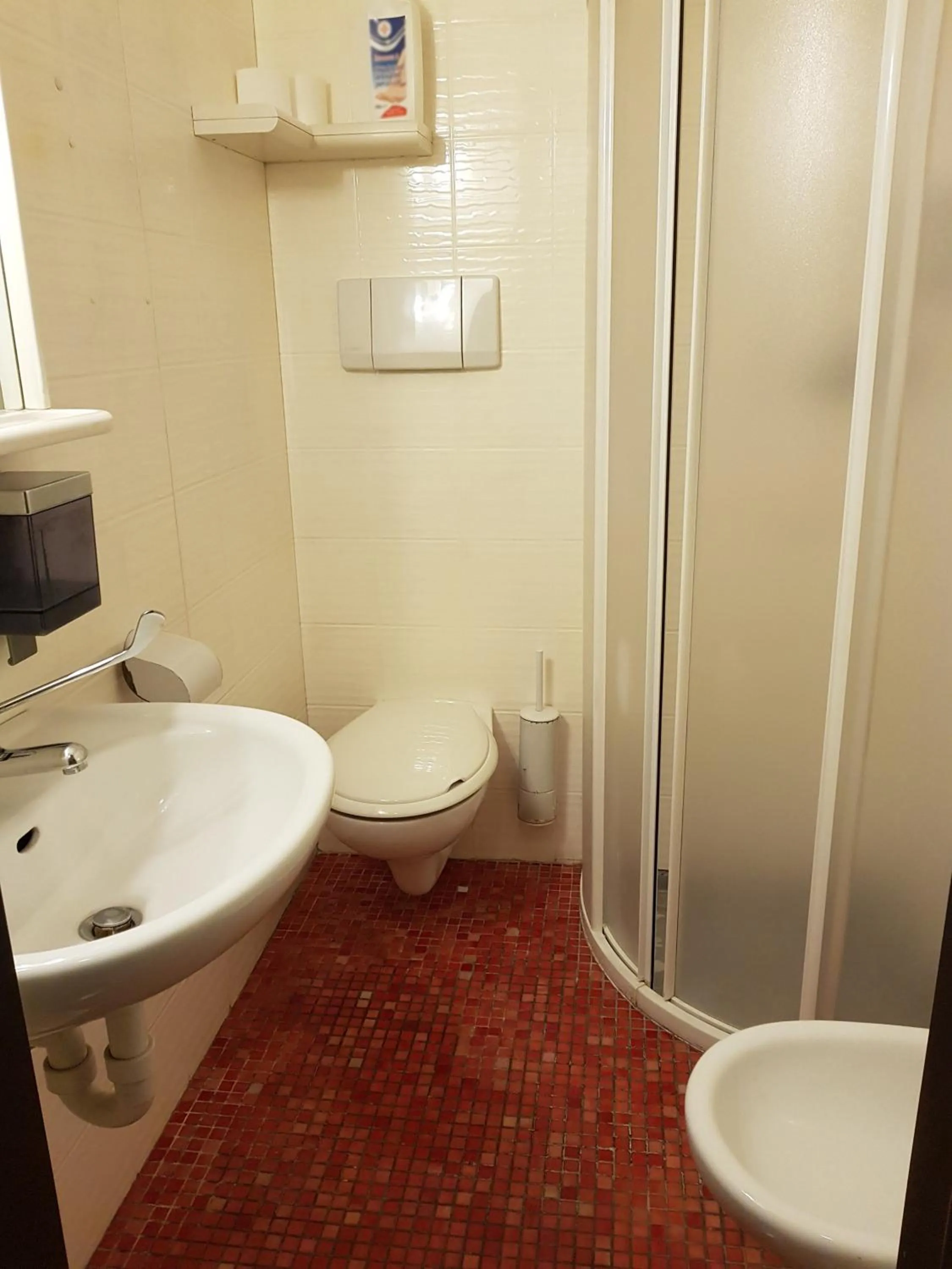 Bathroom in Hotel Ada