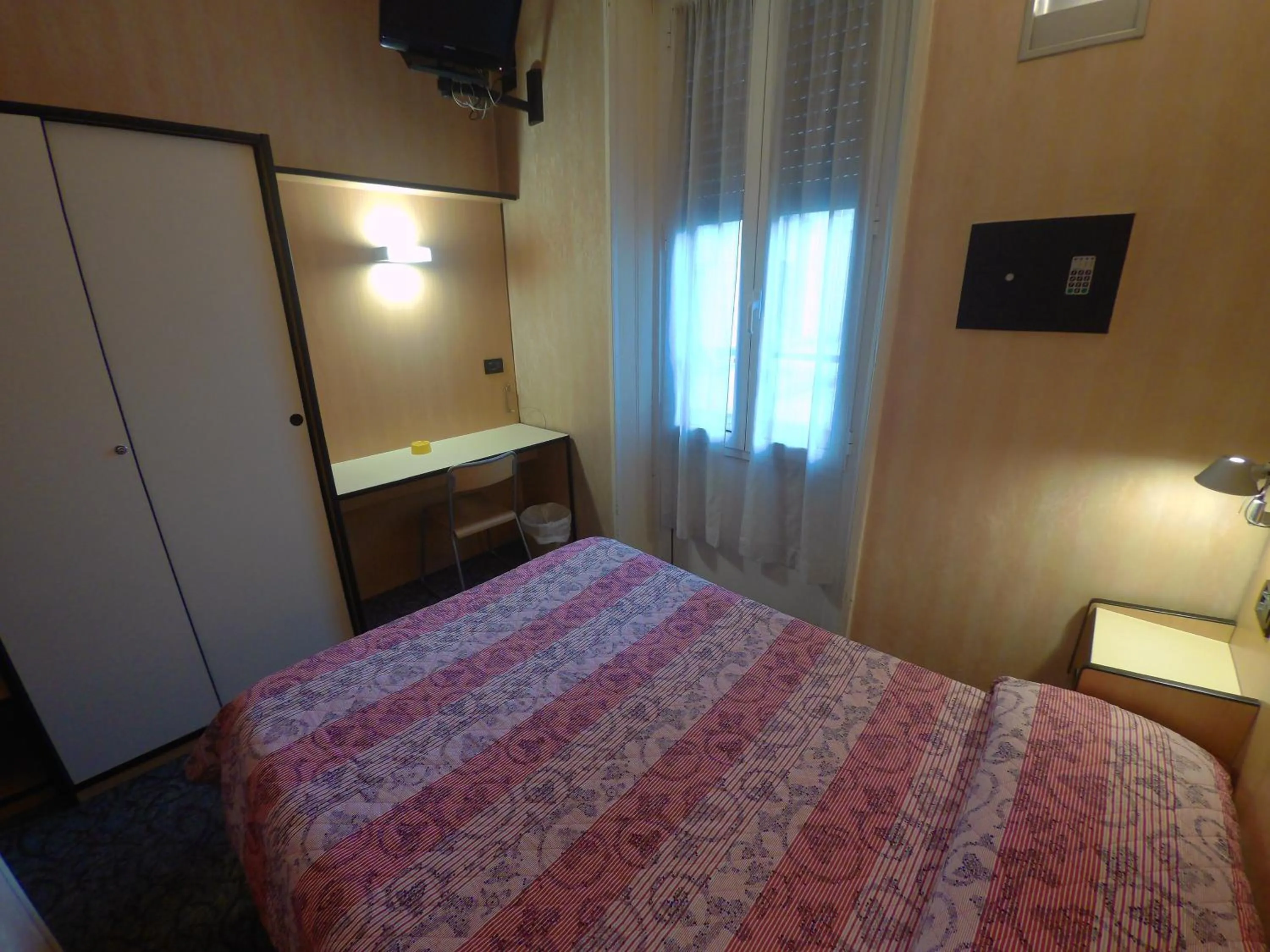 Photo of the whole room, Bed in Hotel Ada