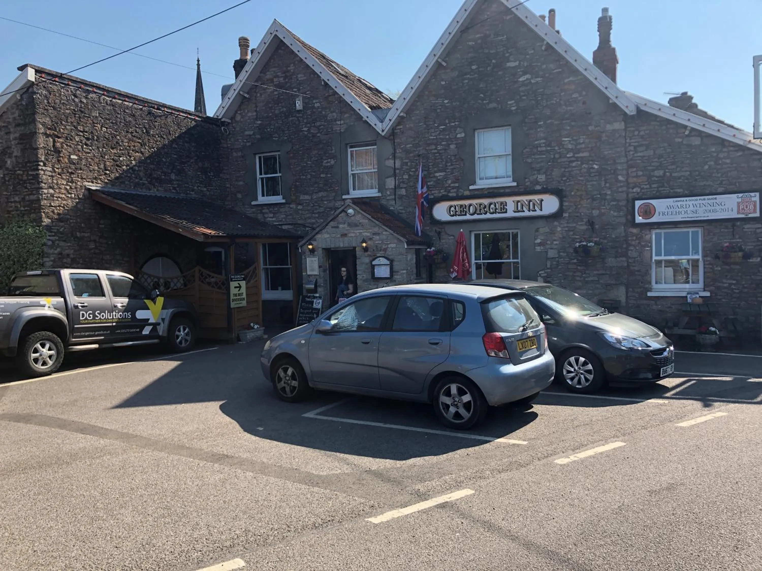Parking in The George Inn