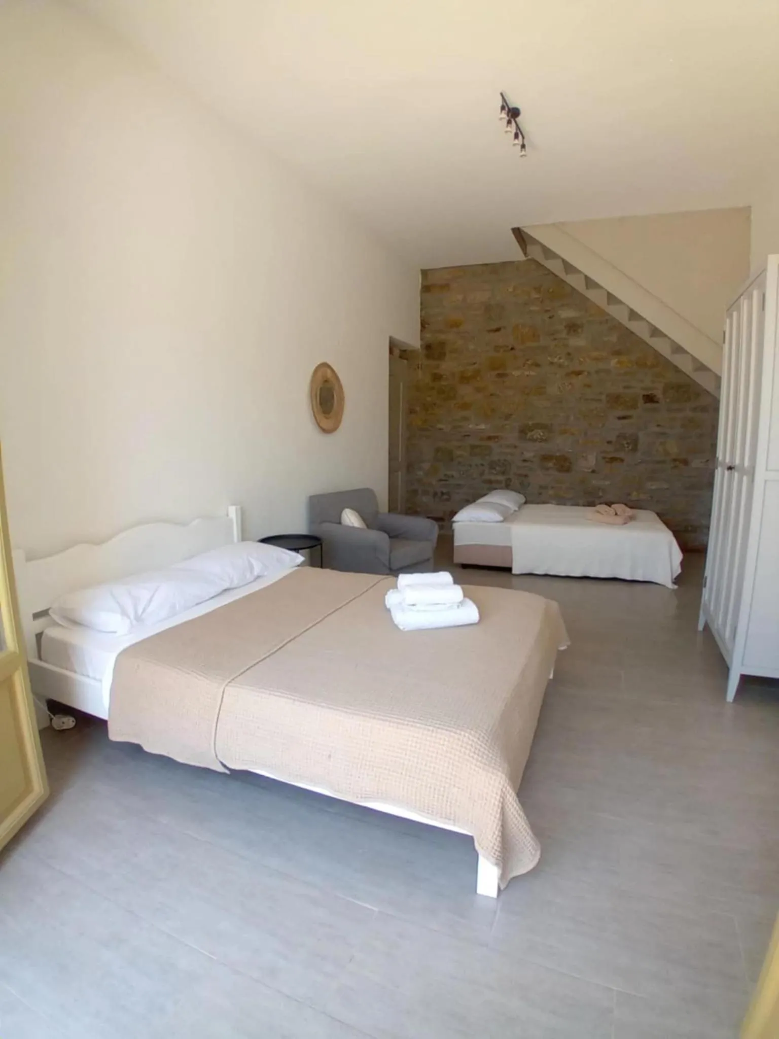 Bed in Aviola Mykonos