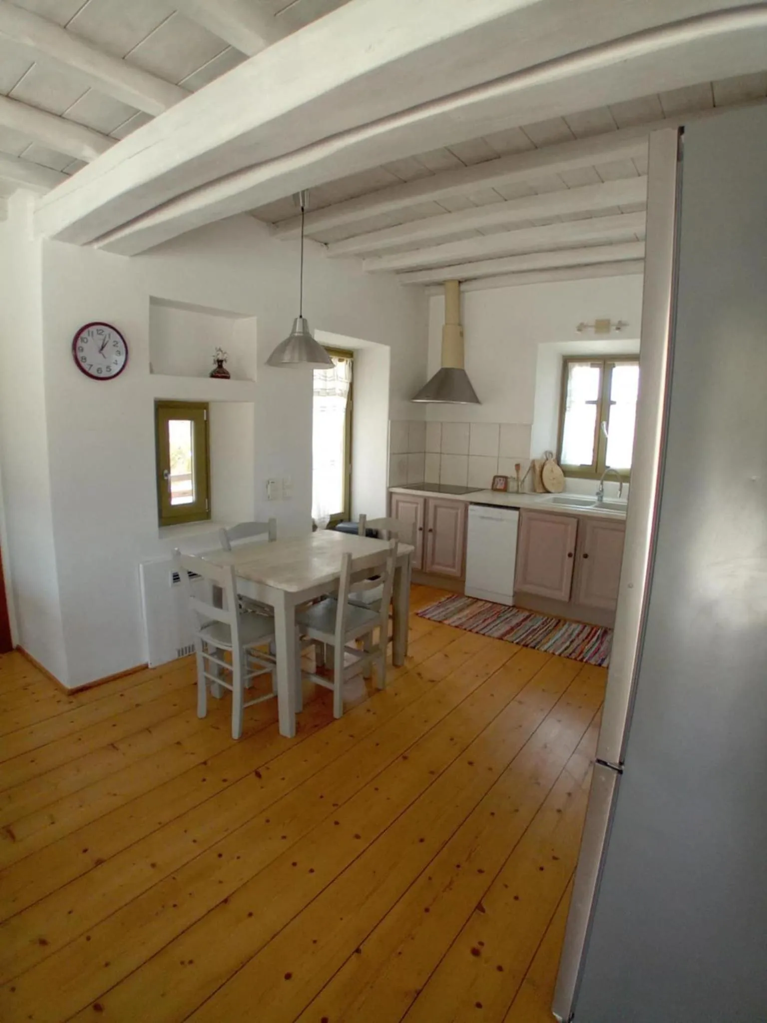 Aviola Mykonos
