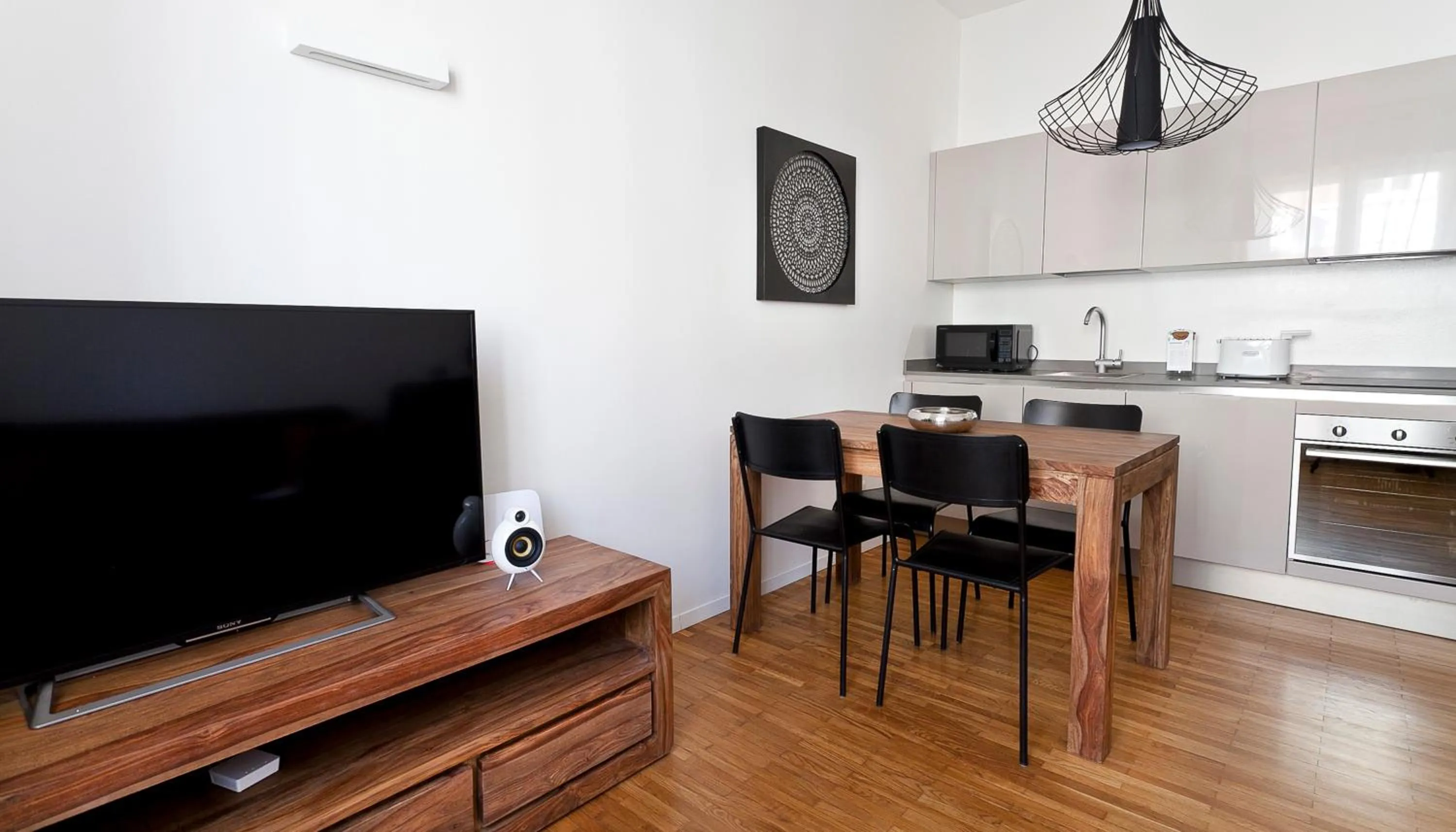 TV and multimedia in Italianway-Scarlatti