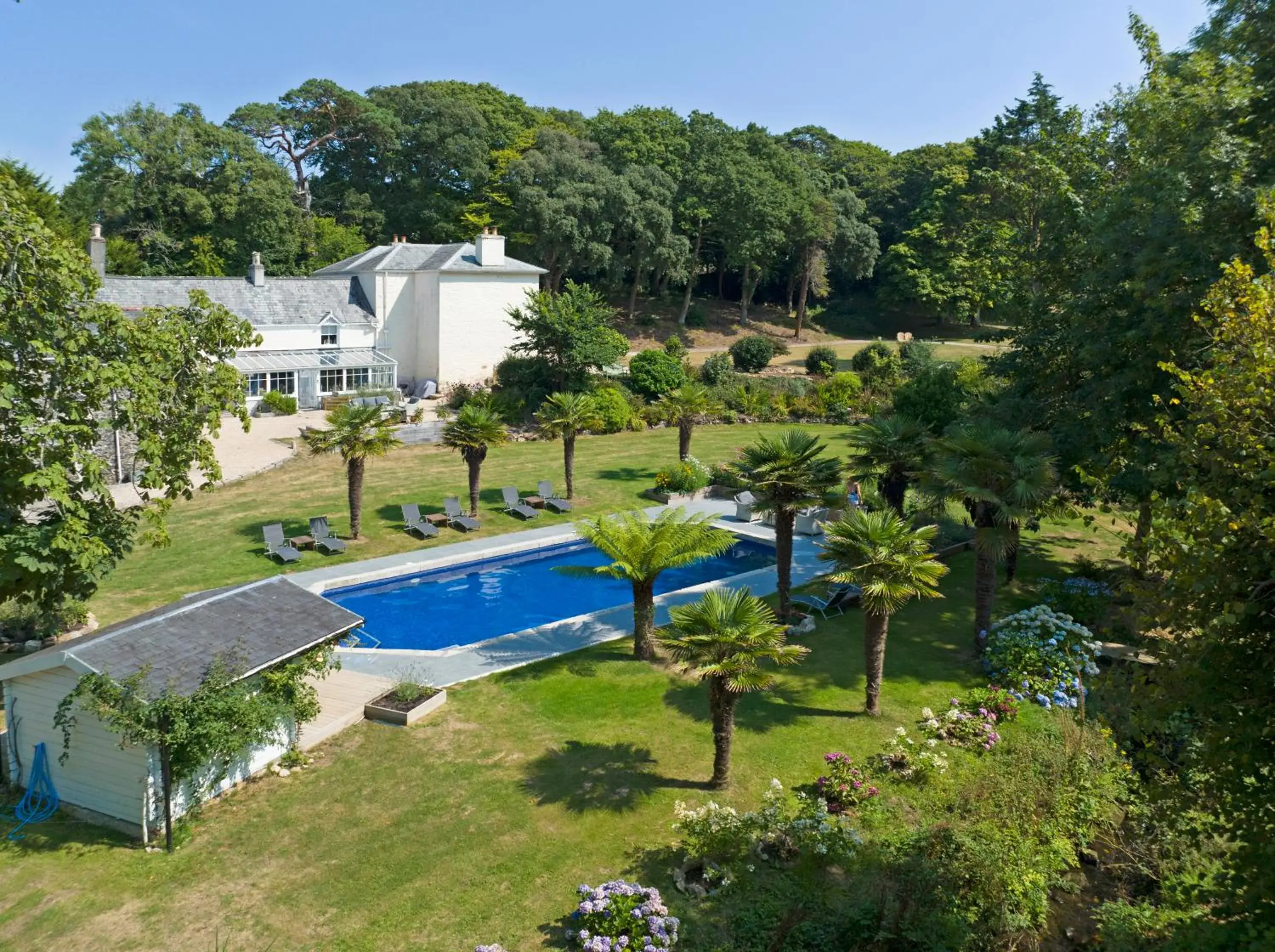 Red River Stables - Peaceful, beautiful grounds, swimming pool, central location for West Cornwall Red River Stables - Peaceful, beautiful grounds, swimming pool, central location for West Cornwall