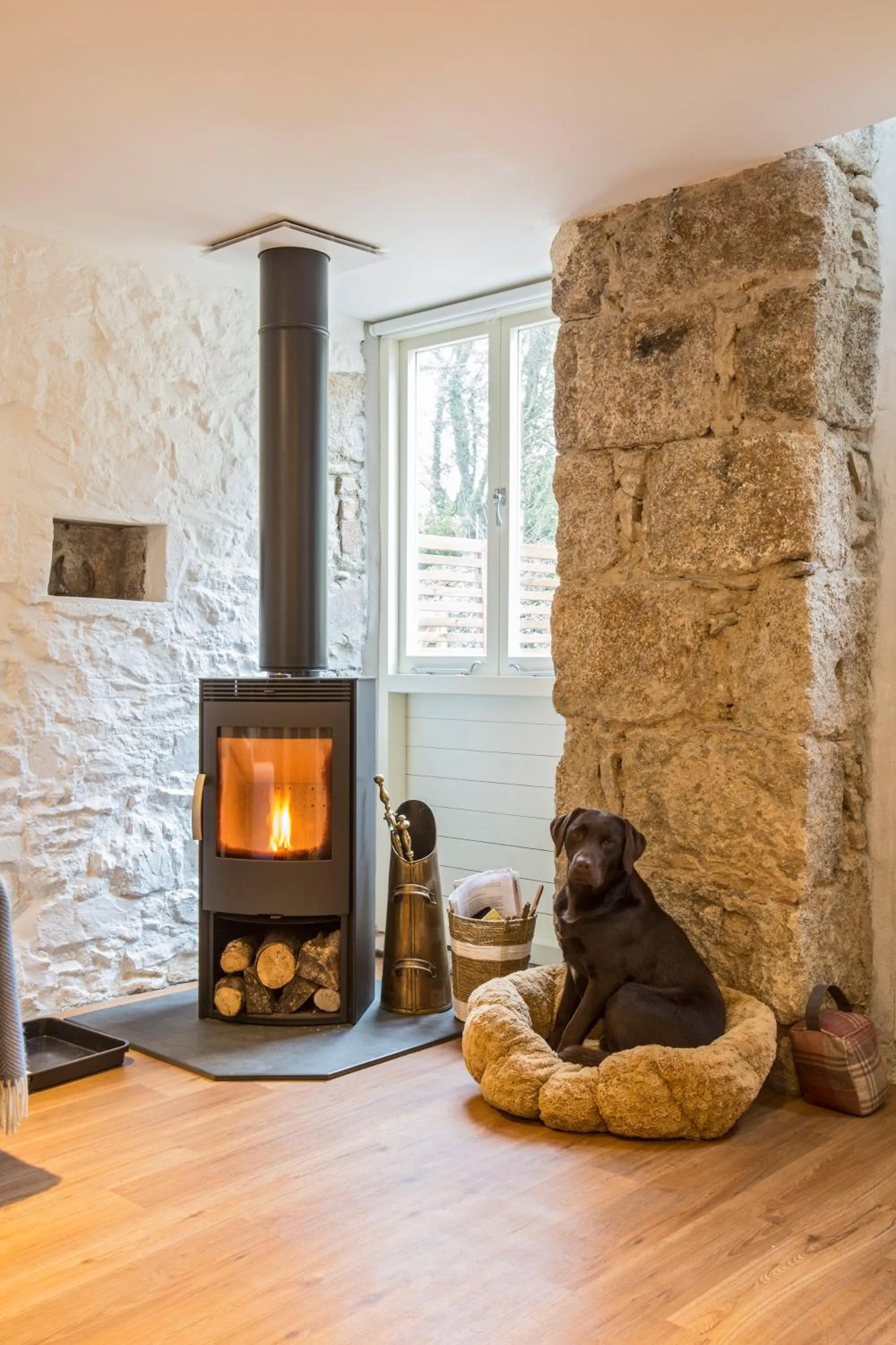 Decorative detail in Red River Stables - Peaceful, beautiful grounds, swimming pool, central location for West Cornwall