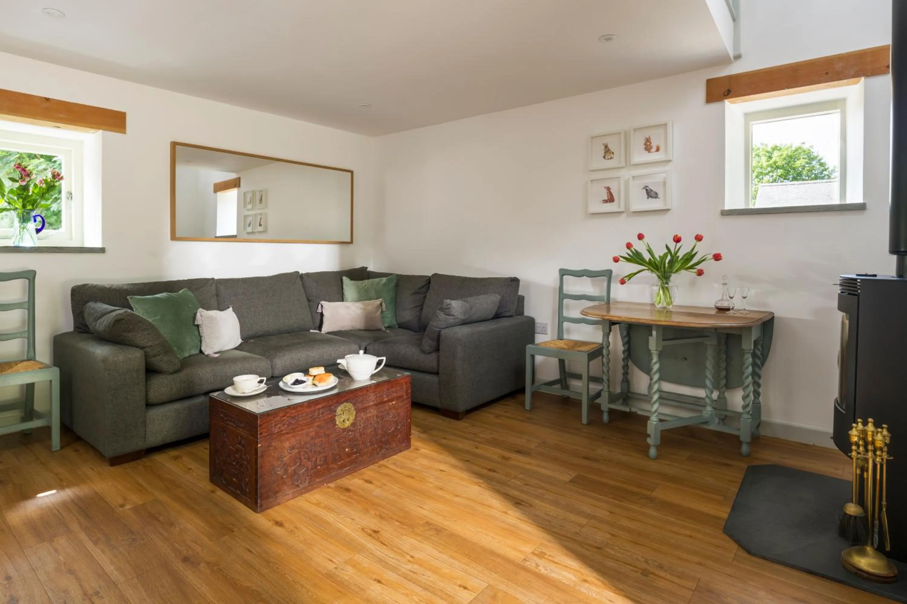 Living room in Red River Stables - Peaceful, beautiful grounds, swimming pool, central location for West Cornwall