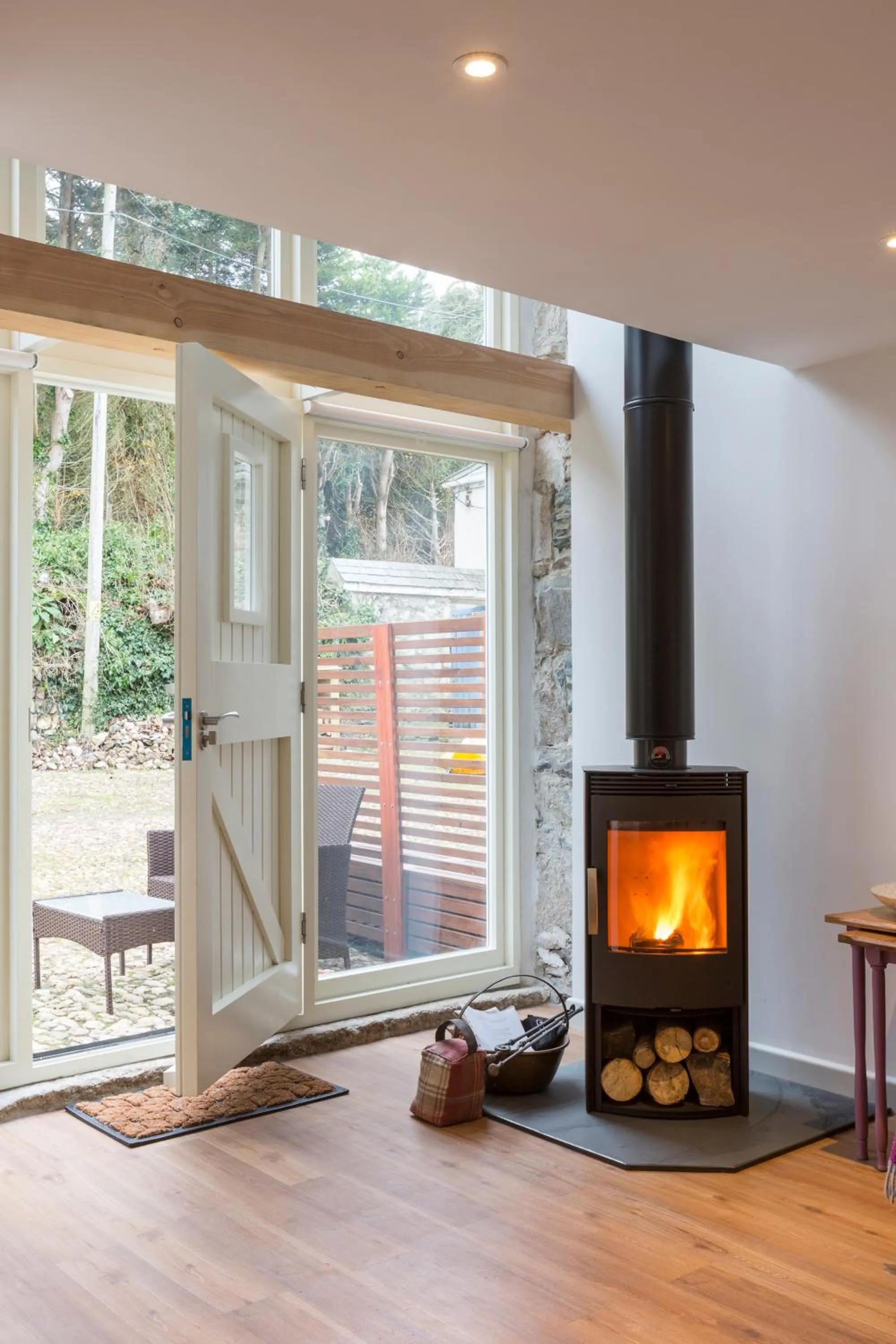 Living room in Red River Stables - Peaceful, beautiful grounds, swimming pool, central location for West Cornwall