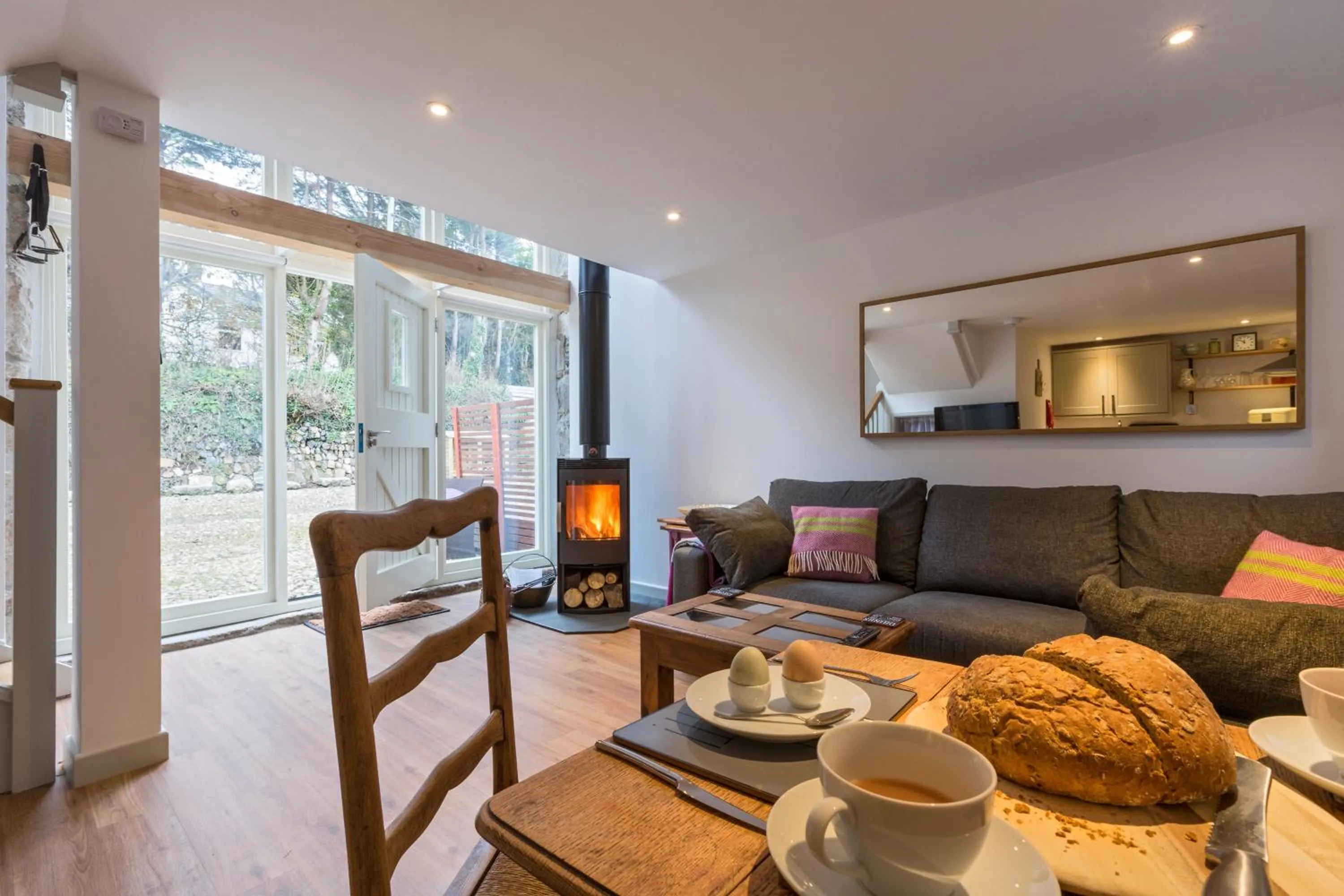 Living room in Red River Stables - Peaceful, beautiful grounds, swimming pool, central location for West Cornwall