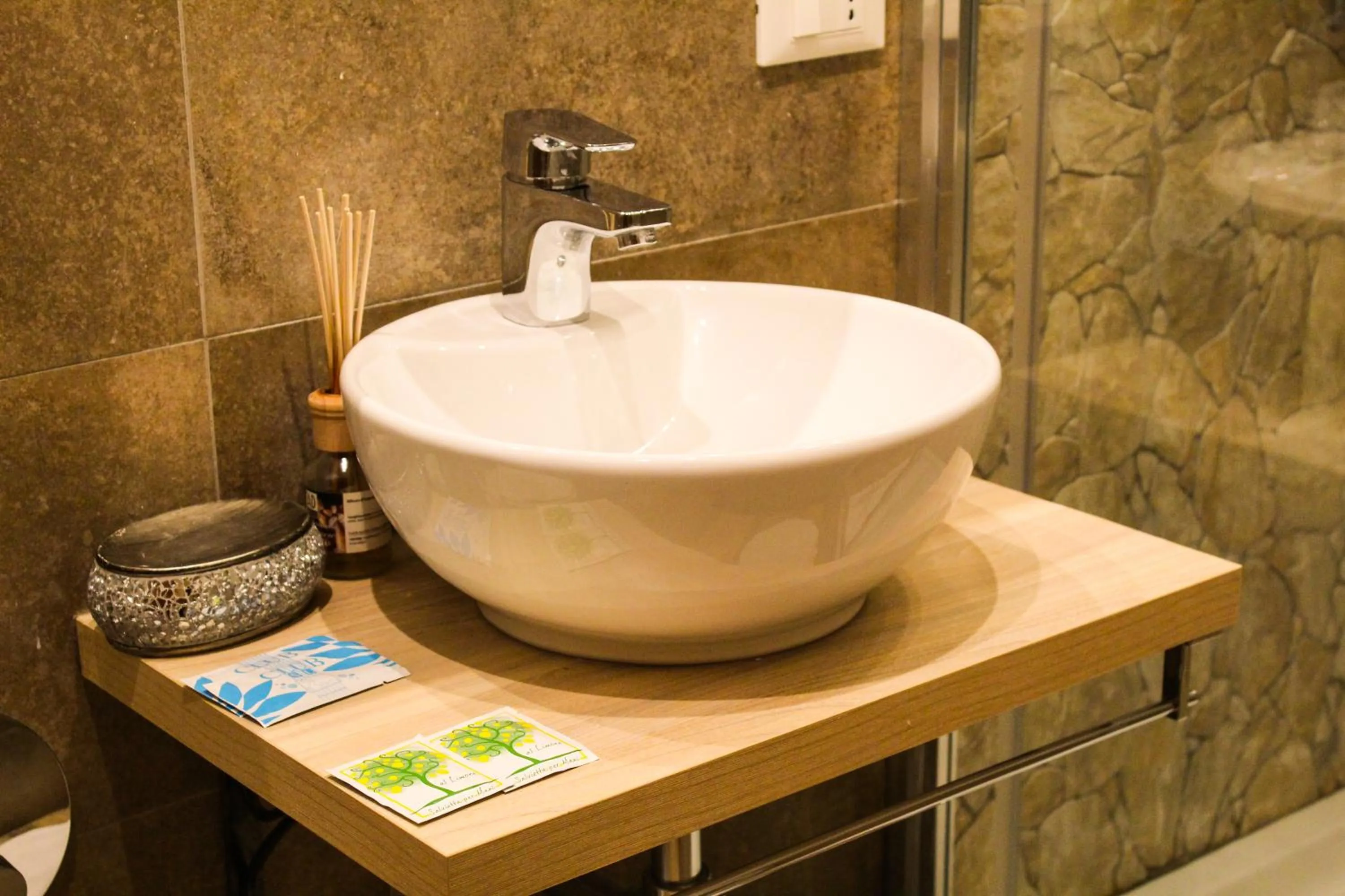 Bathroom in Vatican QG Rooms