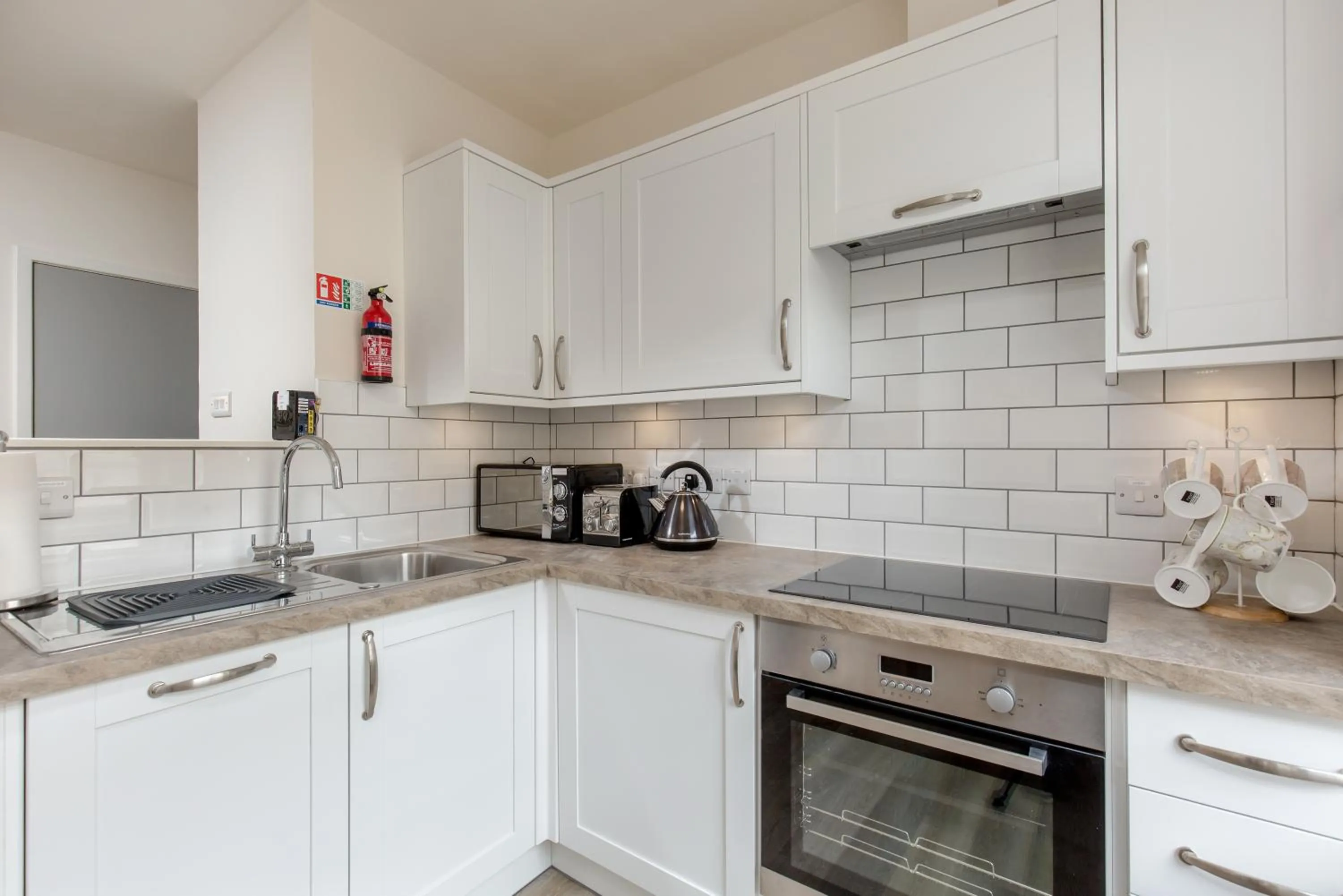 Kitchen or kitchenette in The Wee Thistle