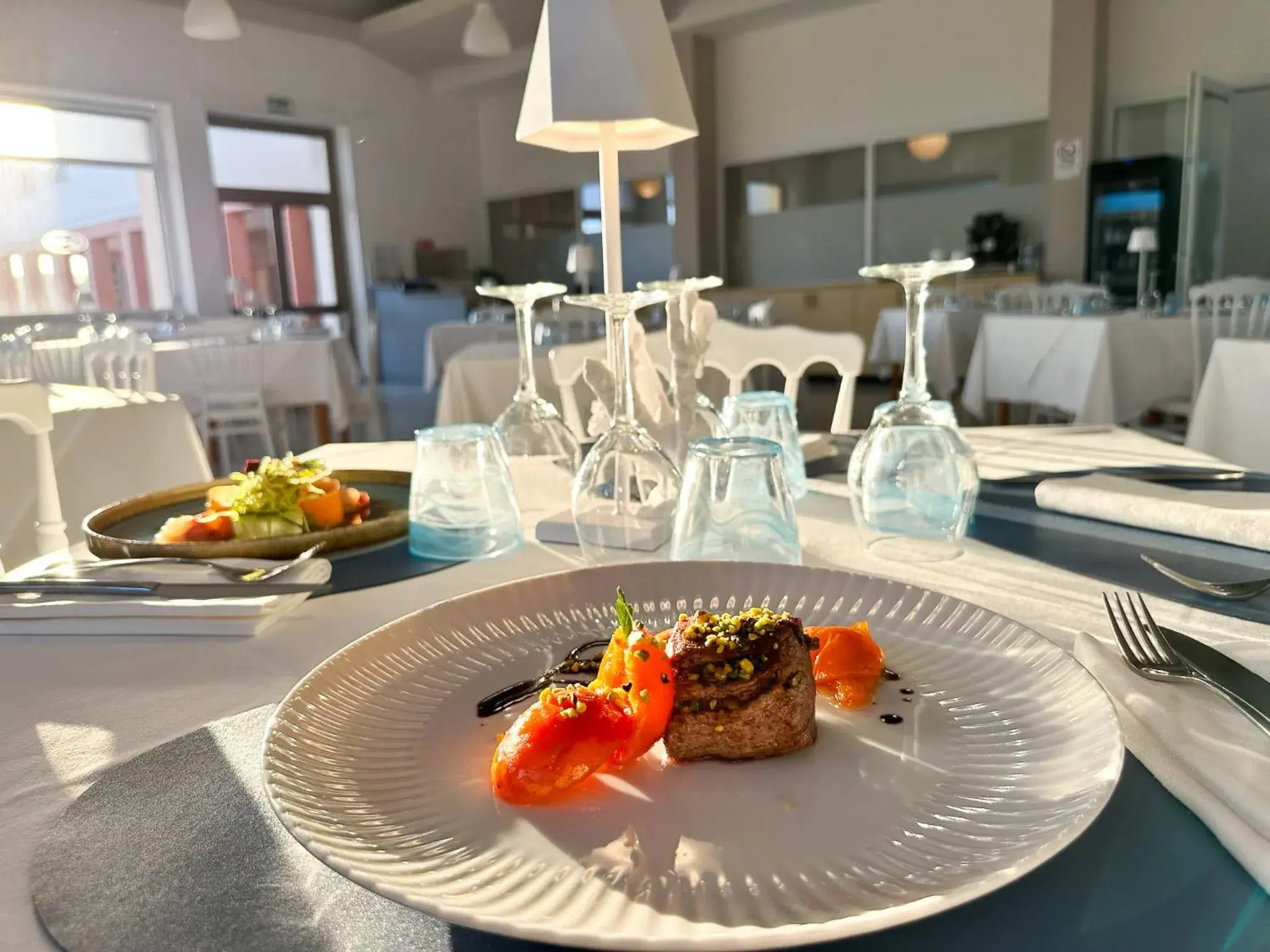 Restaurant/places to eat in Villa MG Hotel Restaurant/places to eat in Villa MG Hotel