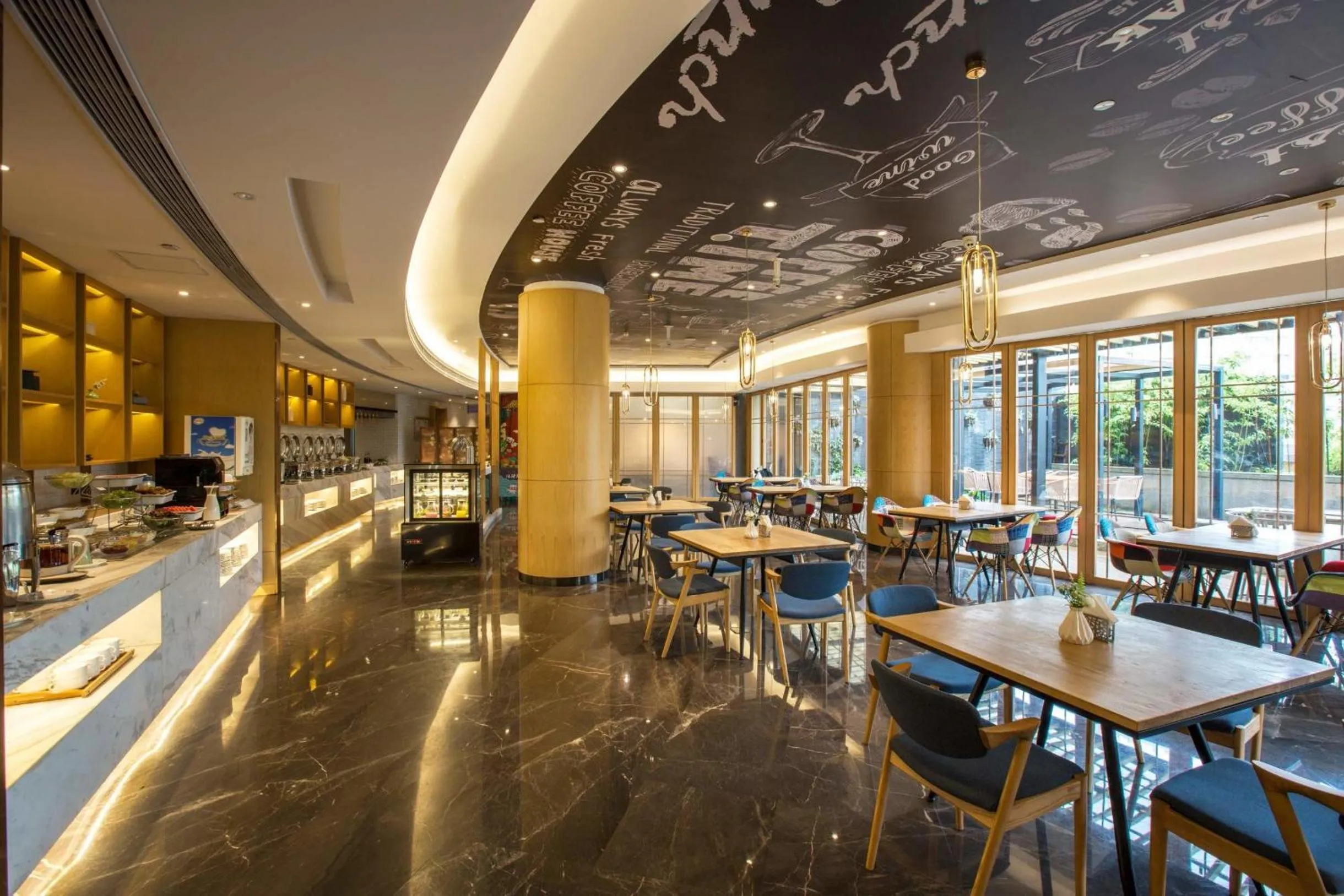 Ningbo Tianyi Square Atour Hotel