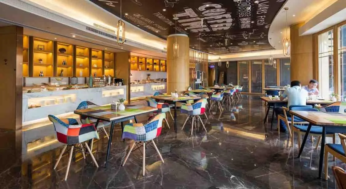 Ningbo Tianyi Square Atour Hotel