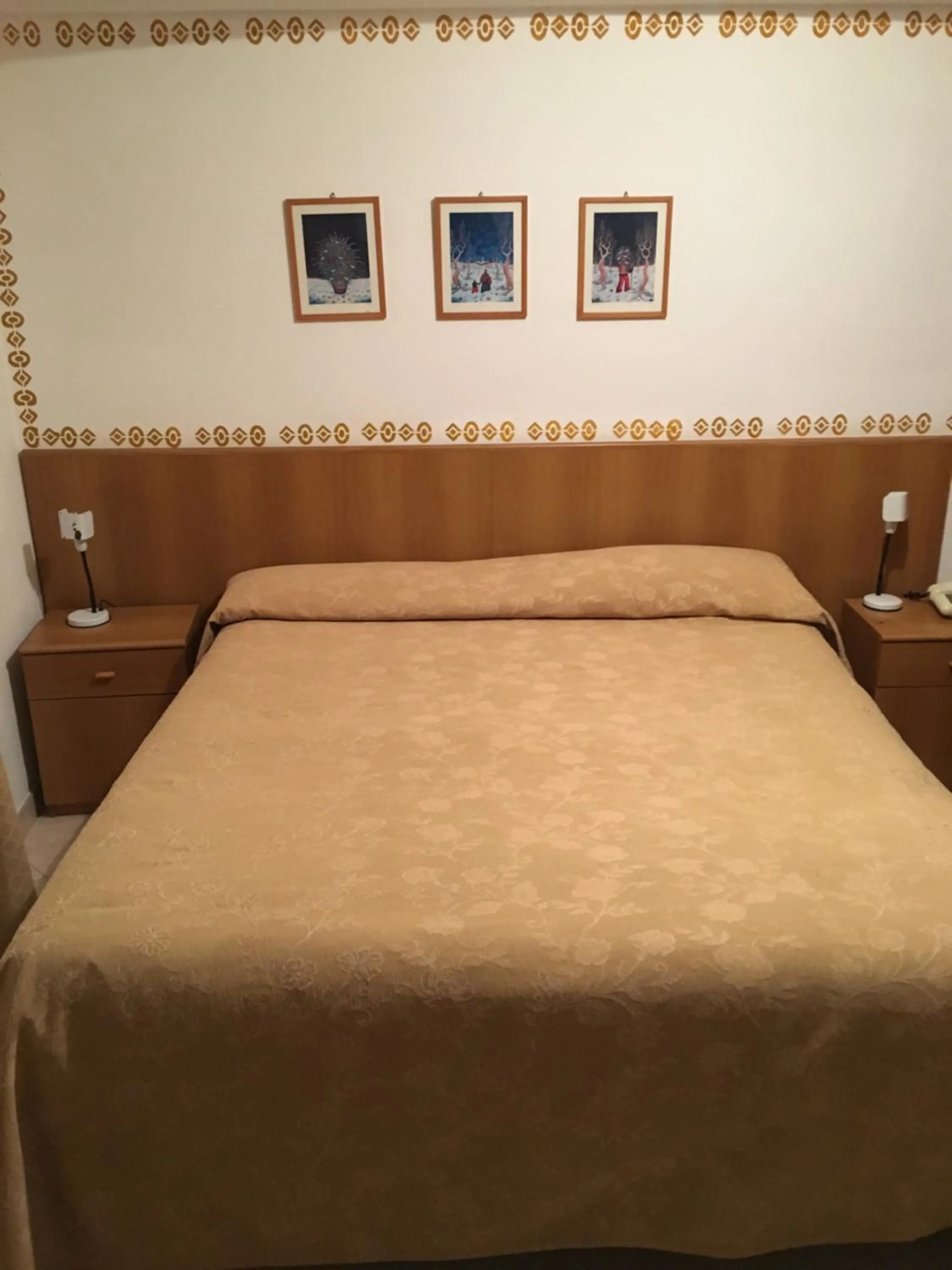 Bed in Hotel Azzurro