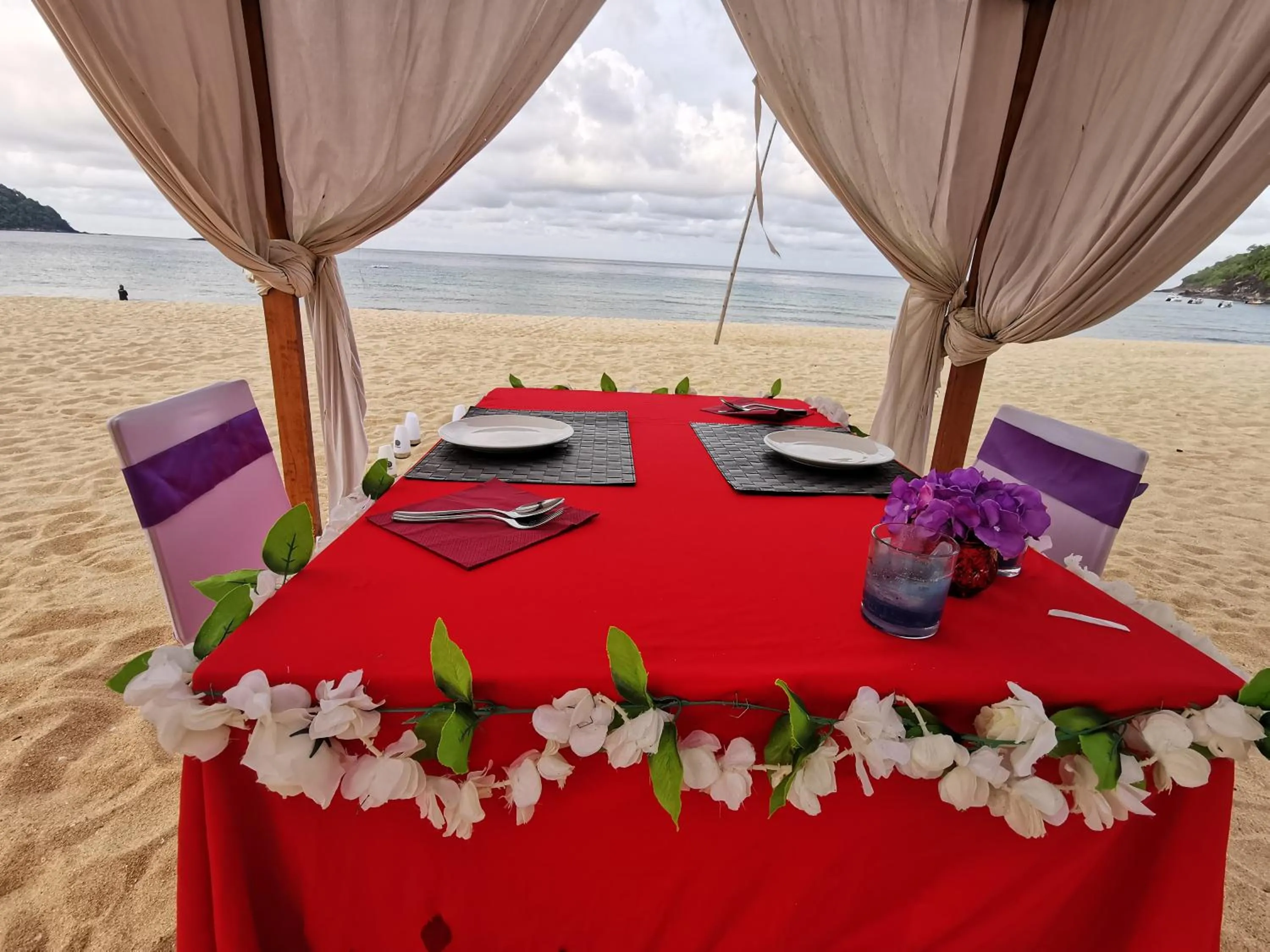 Restaurant/places to eat in The Barat Tioman Beach Resort