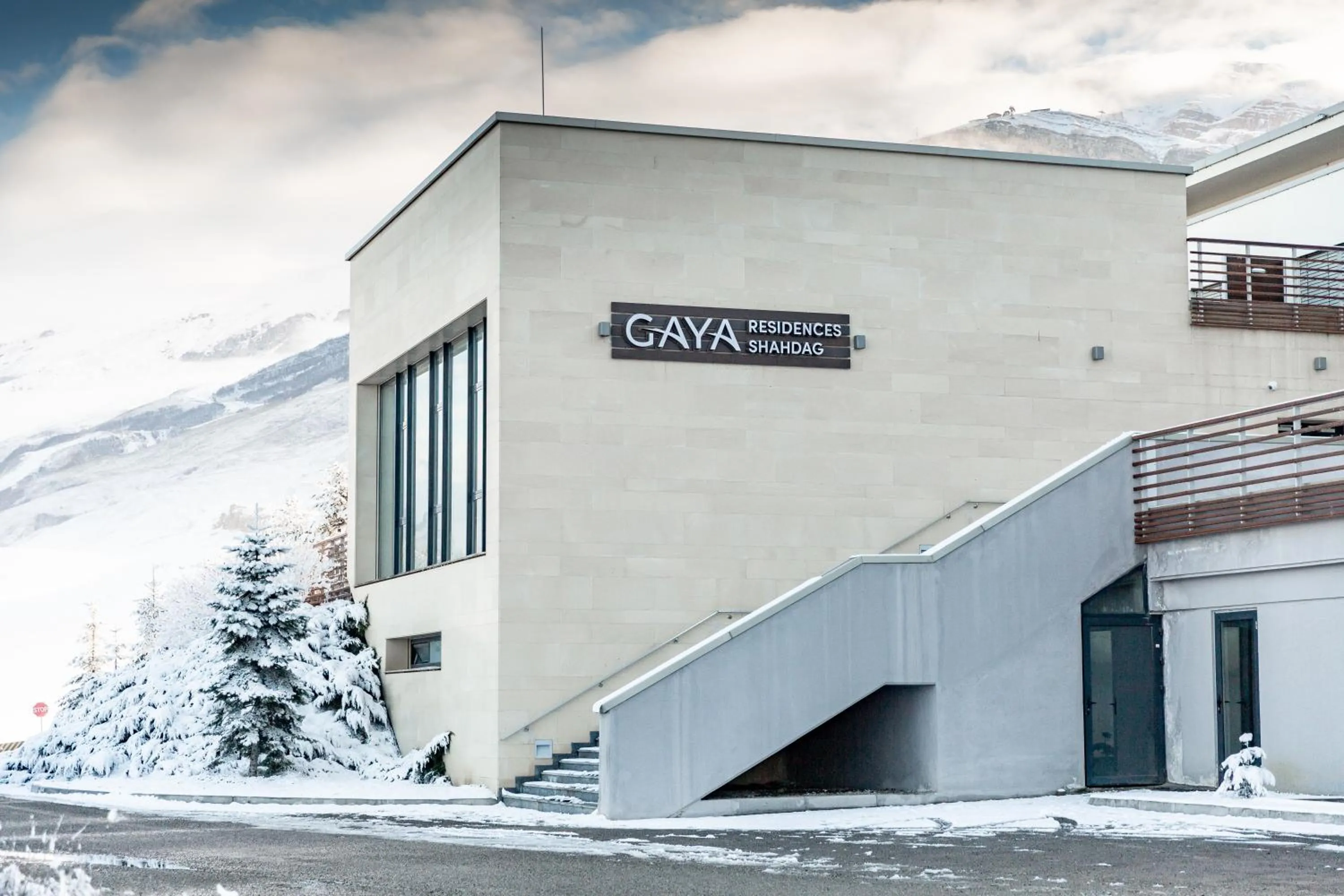 Facade/entrance in Gaya Residences