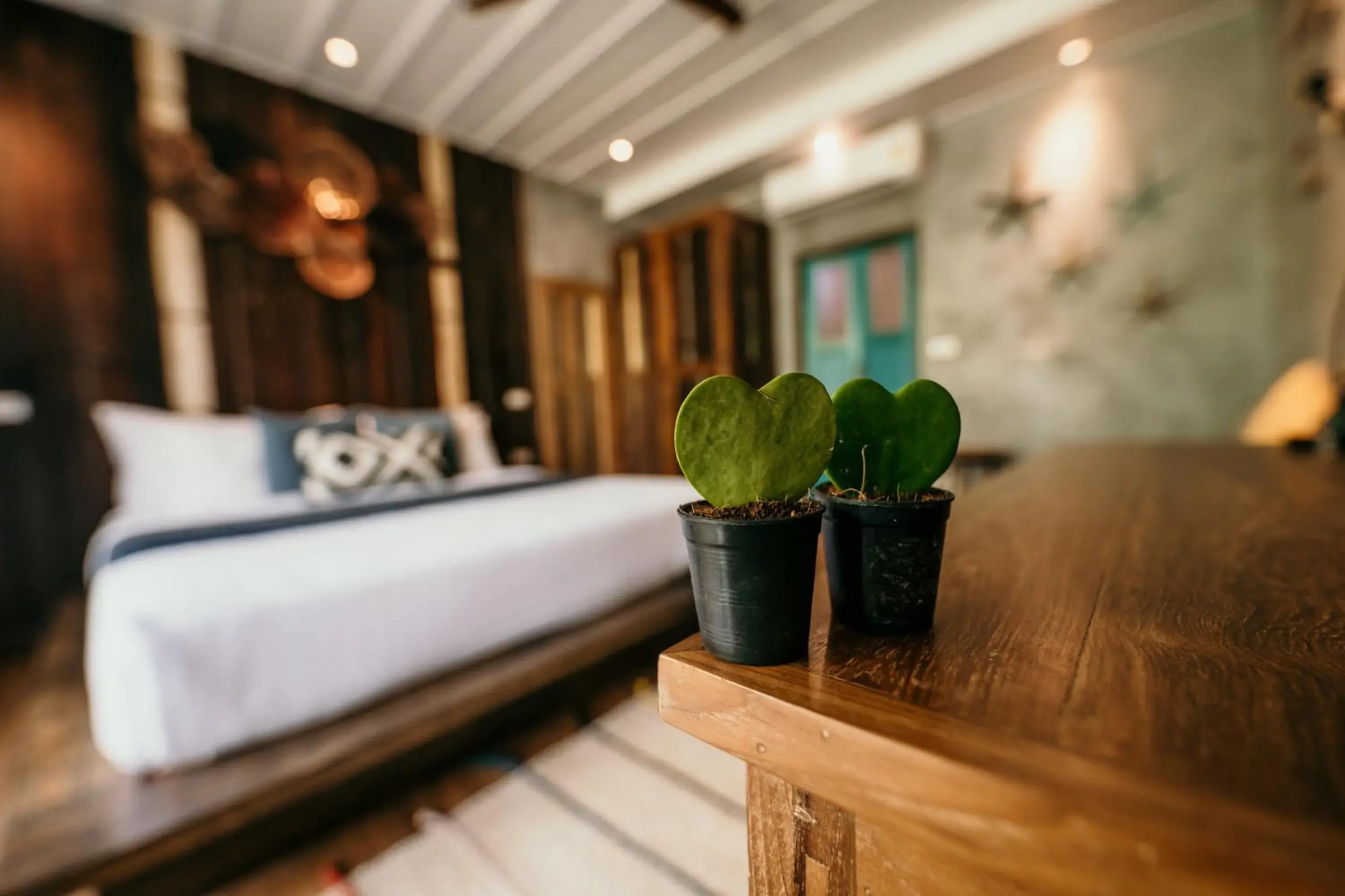 Deluxe Double Room with garden & pool access in Sand in My Shoes Beach Loft Deluxe Double Room with garden & pool access in Sand in My Shoes Beach Loft