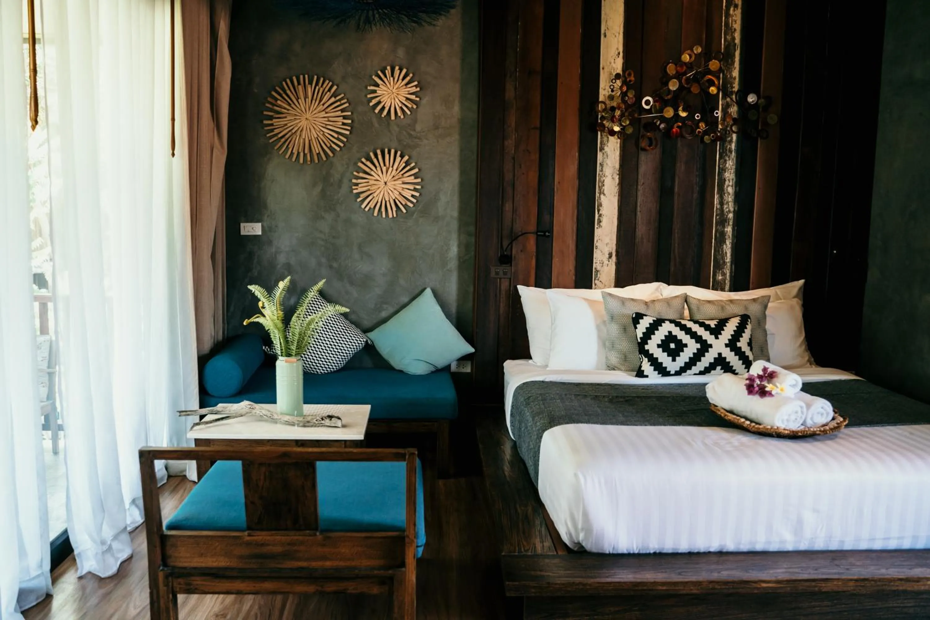 Property building, Bed in Sand in My Shoes Beach Loft