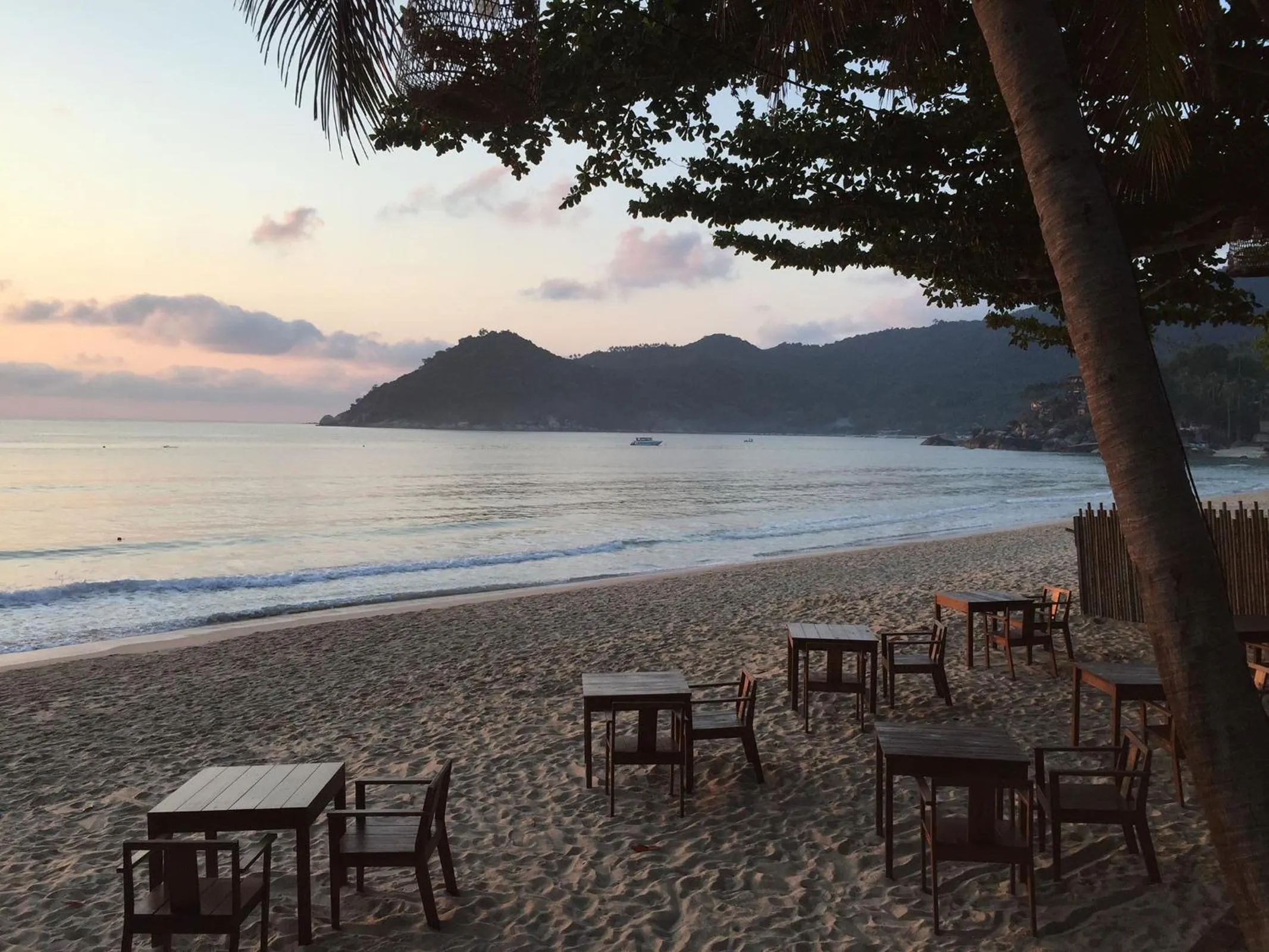 Beach in Sand in My Shoes Beach Loft