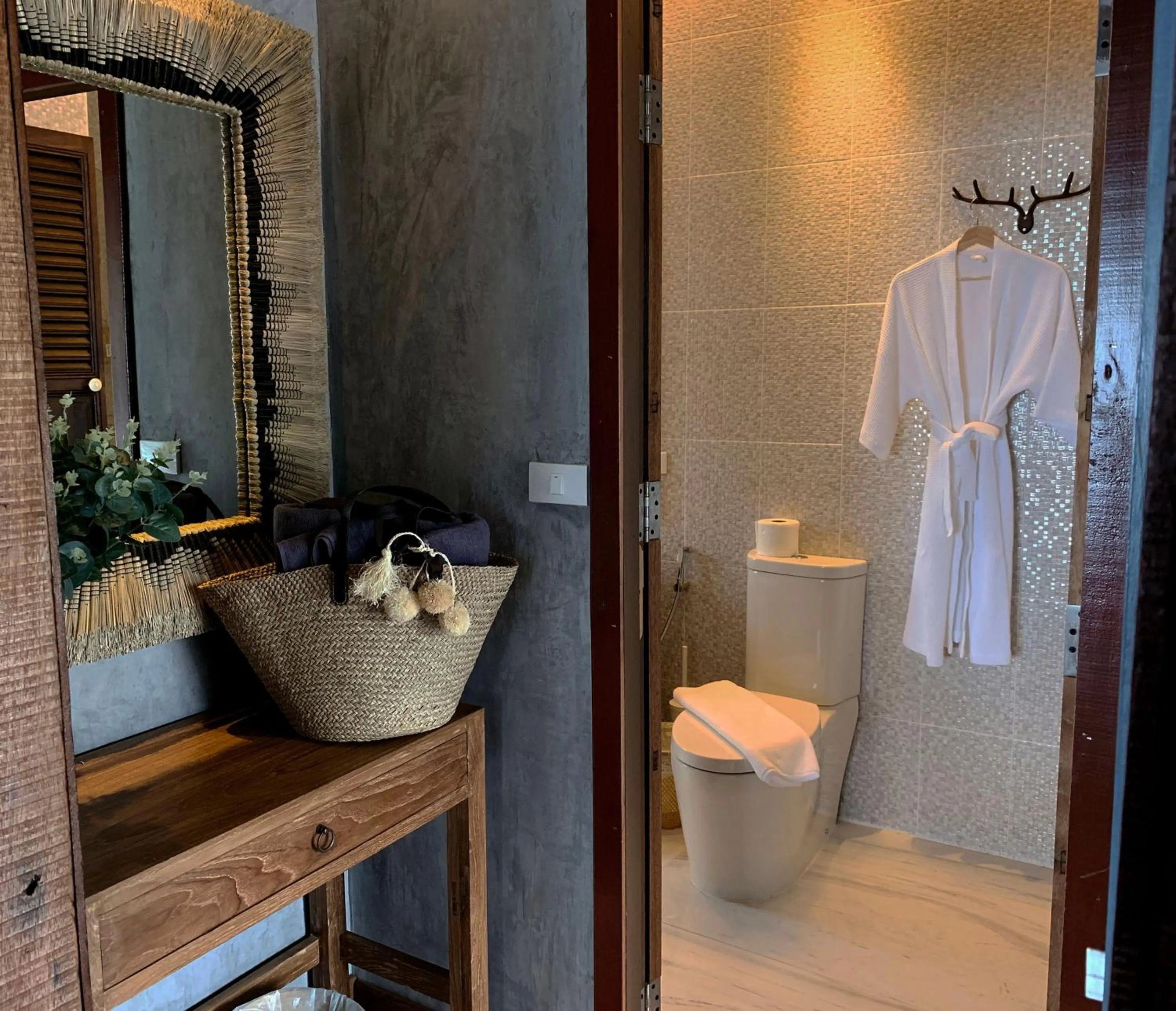 Bathroom in Sand in My Shoes Beach Loft