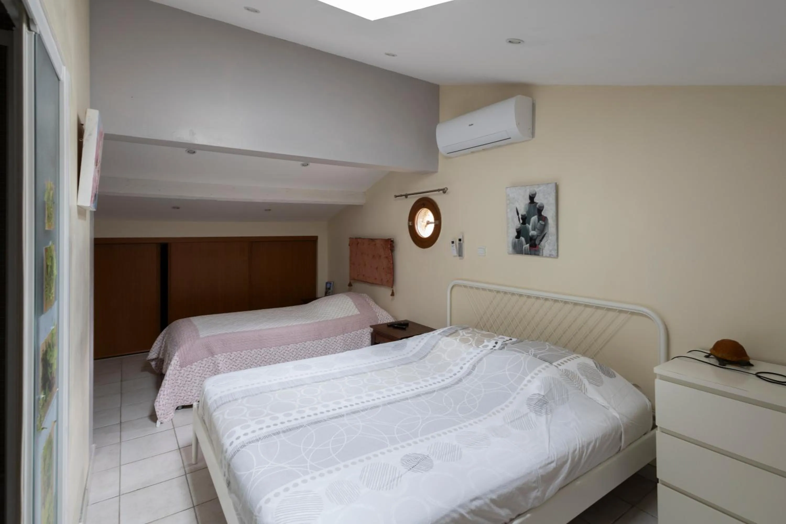 Bedroom, Bed in Villa Violette