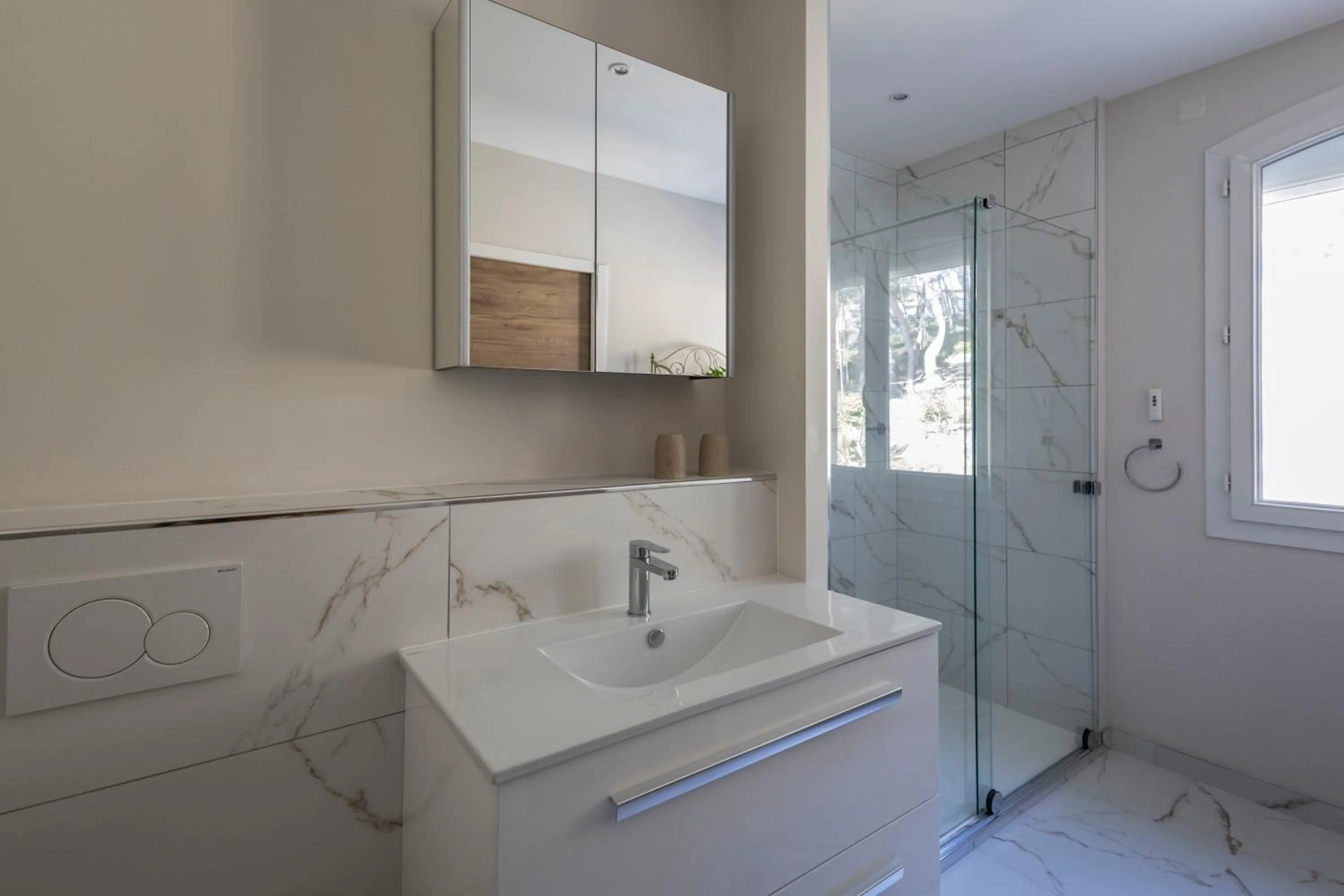 Shower in Villa Violette