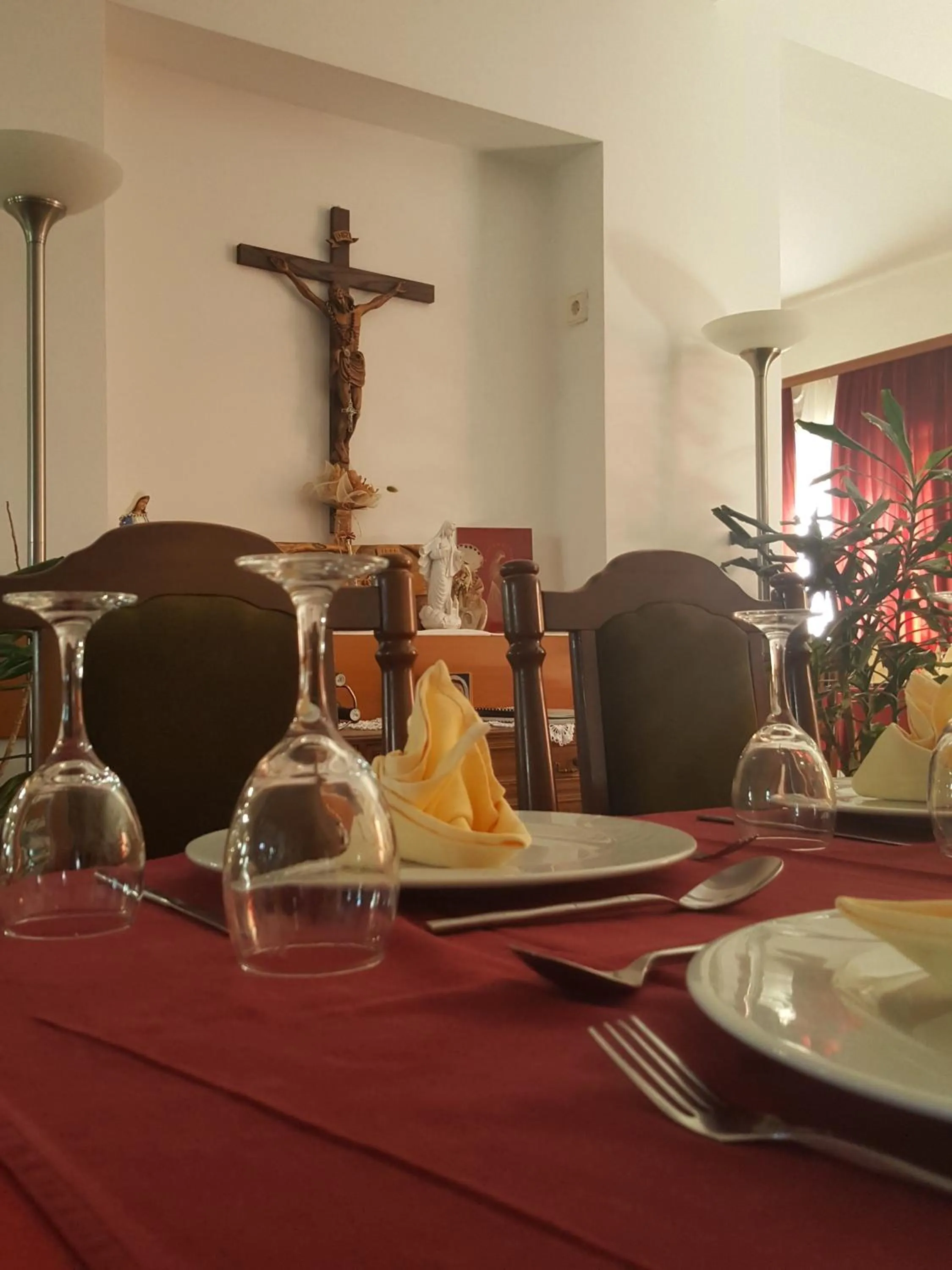 Restaurant/places to eat in Hotel Mirni Kutak