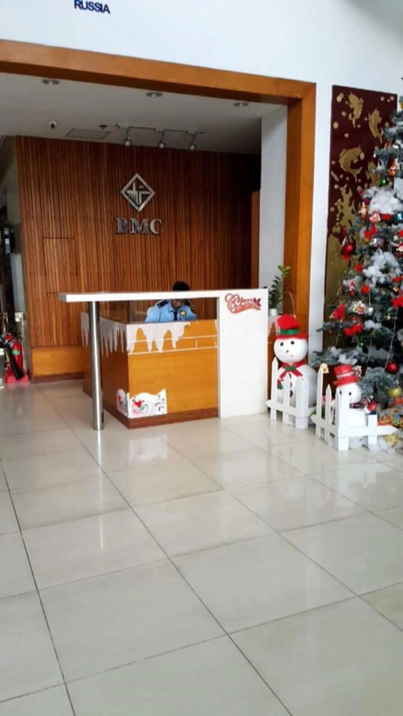 Property building in Chillax Apartment - Cozy 3-Bedroom City View Home at Tower, District 1