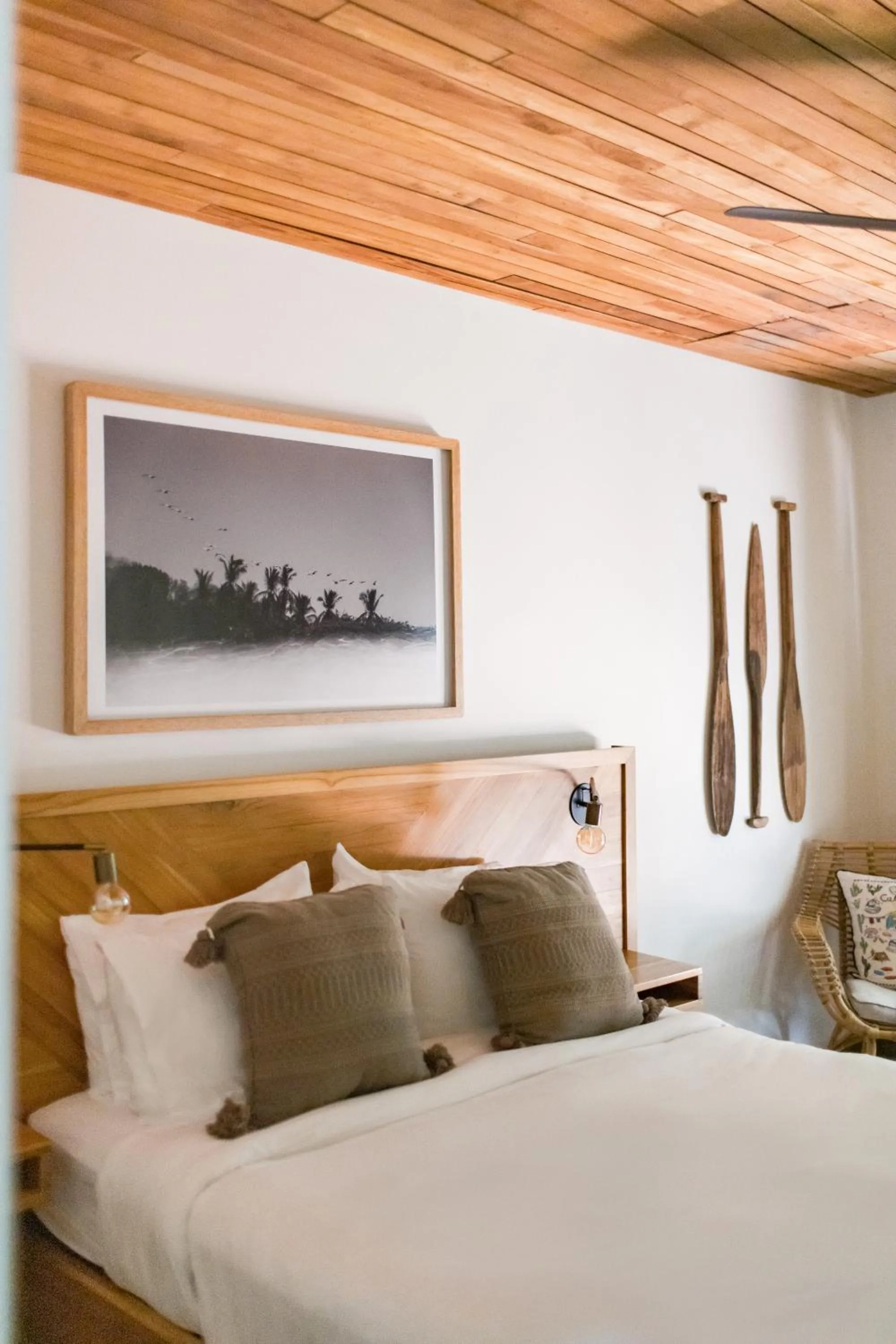 Bedroom, Bed in The Nomadic Hotel