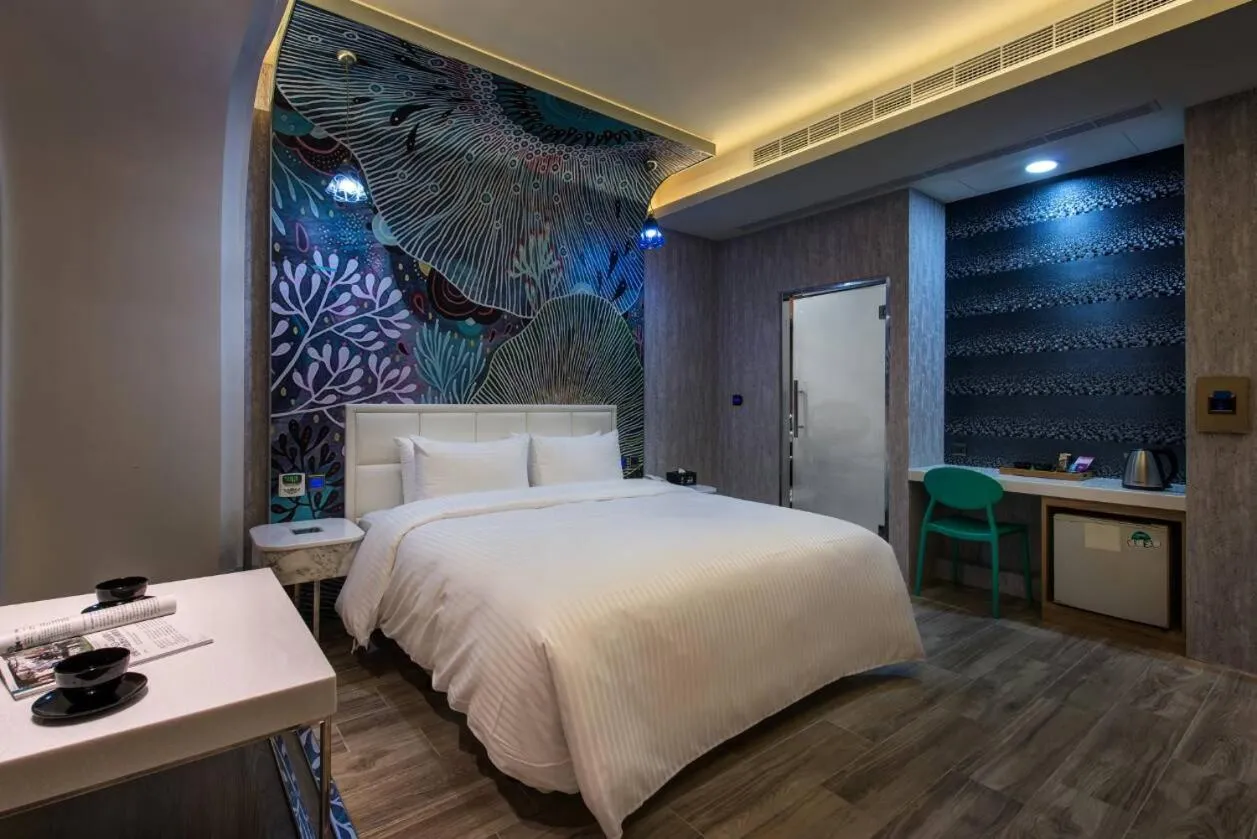 Bedroom, Bed in Point Motel