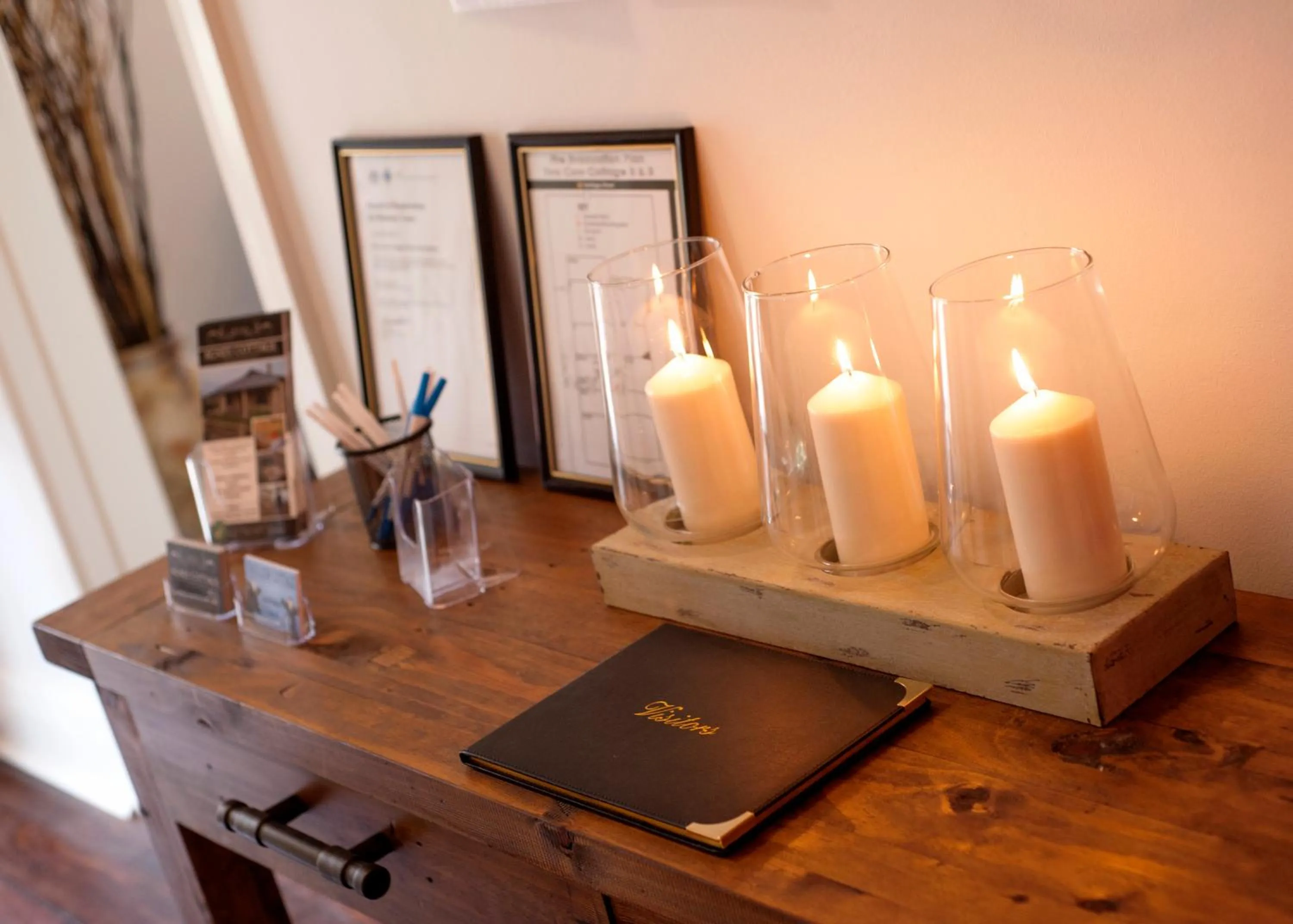 Lobby or reception in Two Cow Cottage Bed & Breakfast