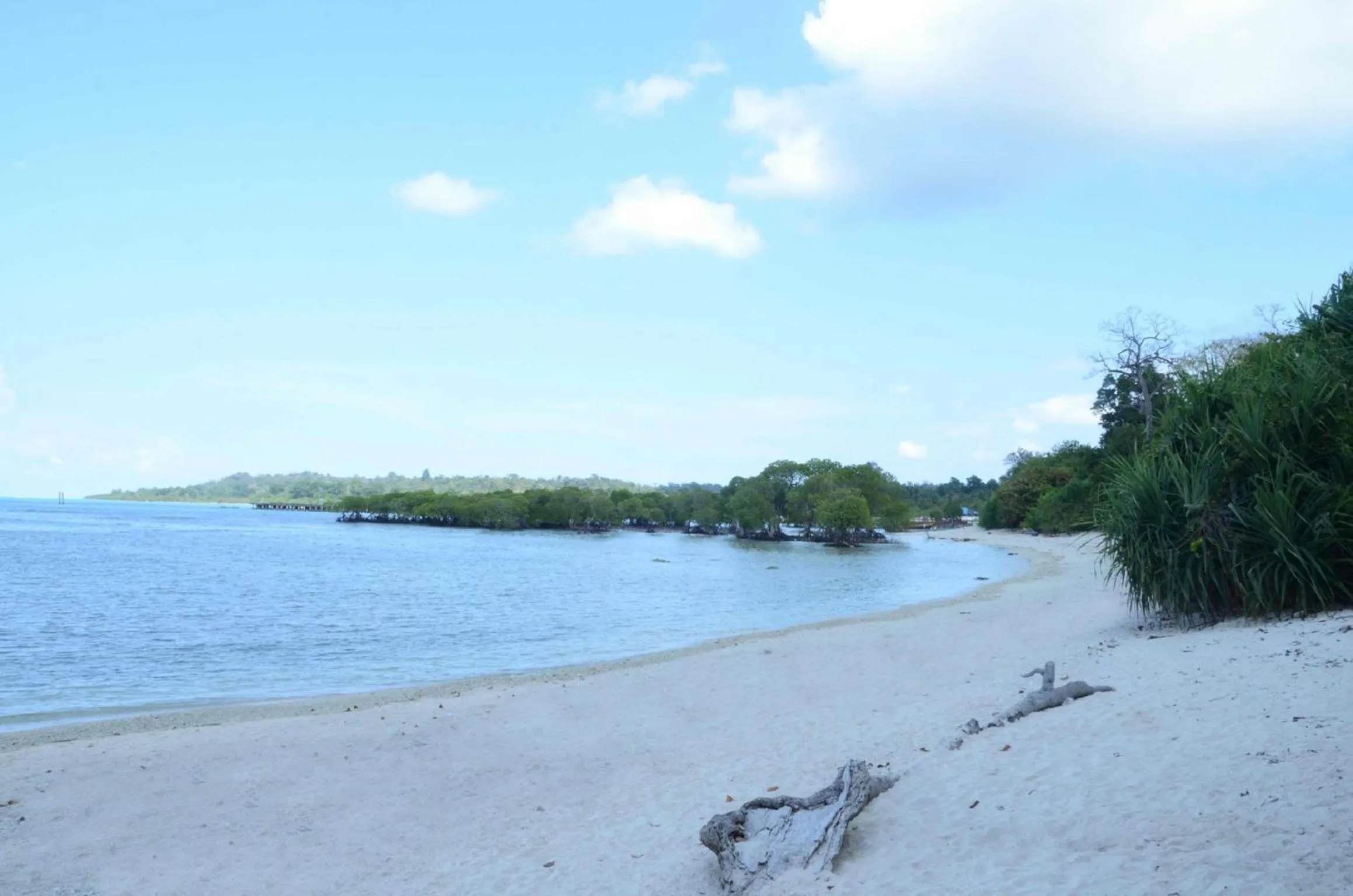 Sea view in Coconhuts Beach Resort