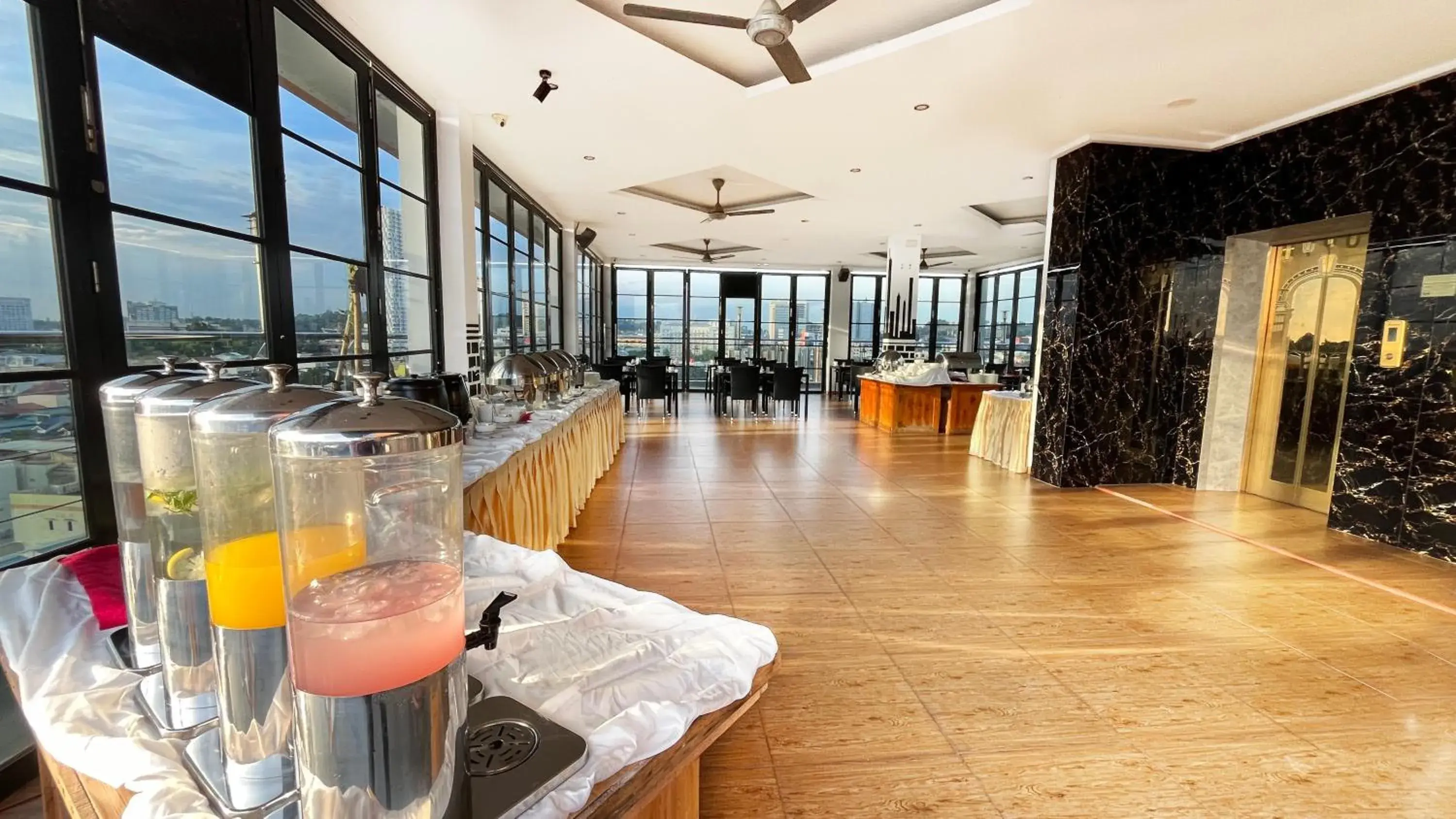 Restaurant/places to eat in Sahid Vanilla Nagoya Batam Restaurant/places to eat in Sahid Vanilla Nagoya Batam