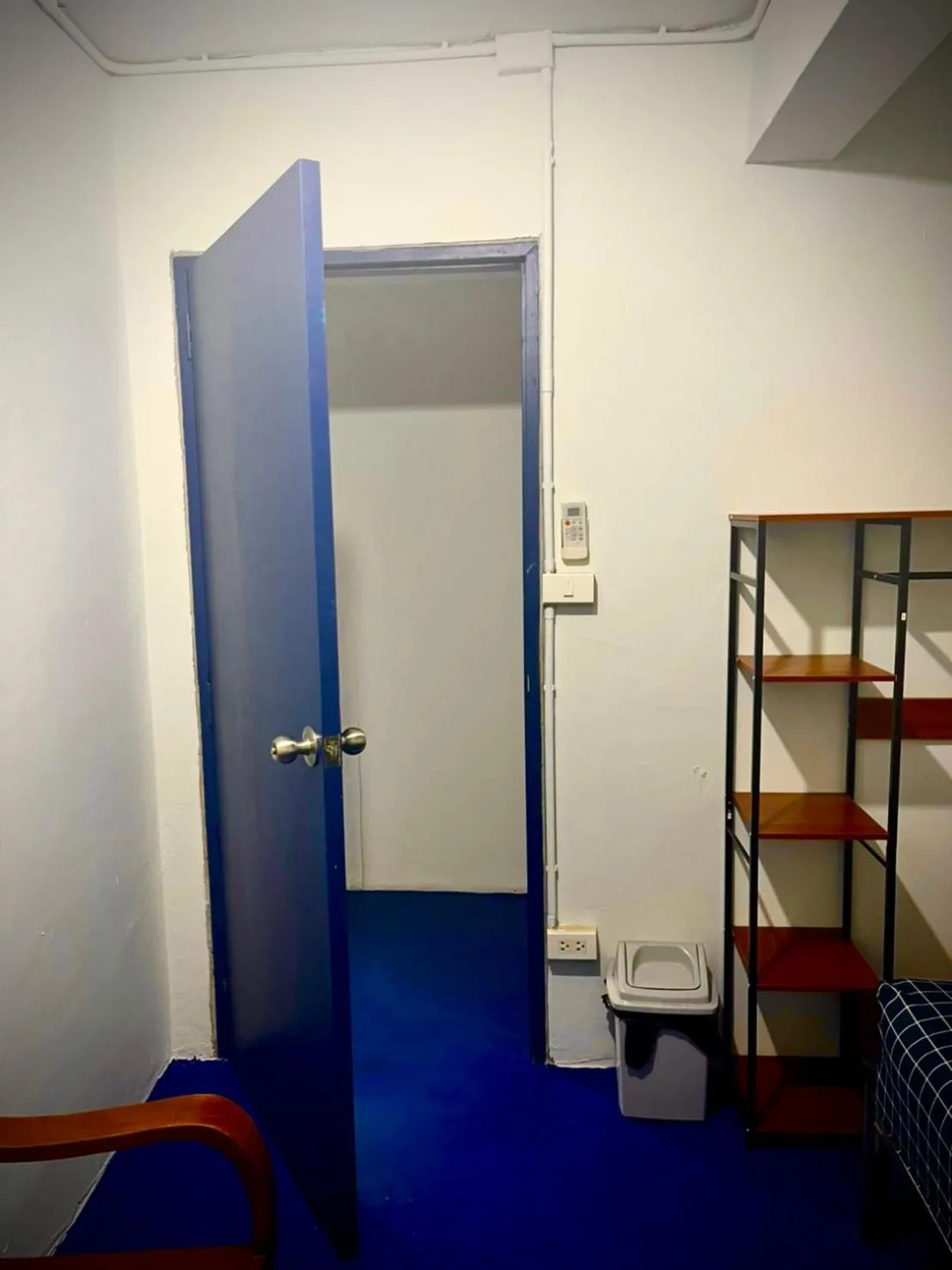 Economy Single Room in Hoft Hostel Silom