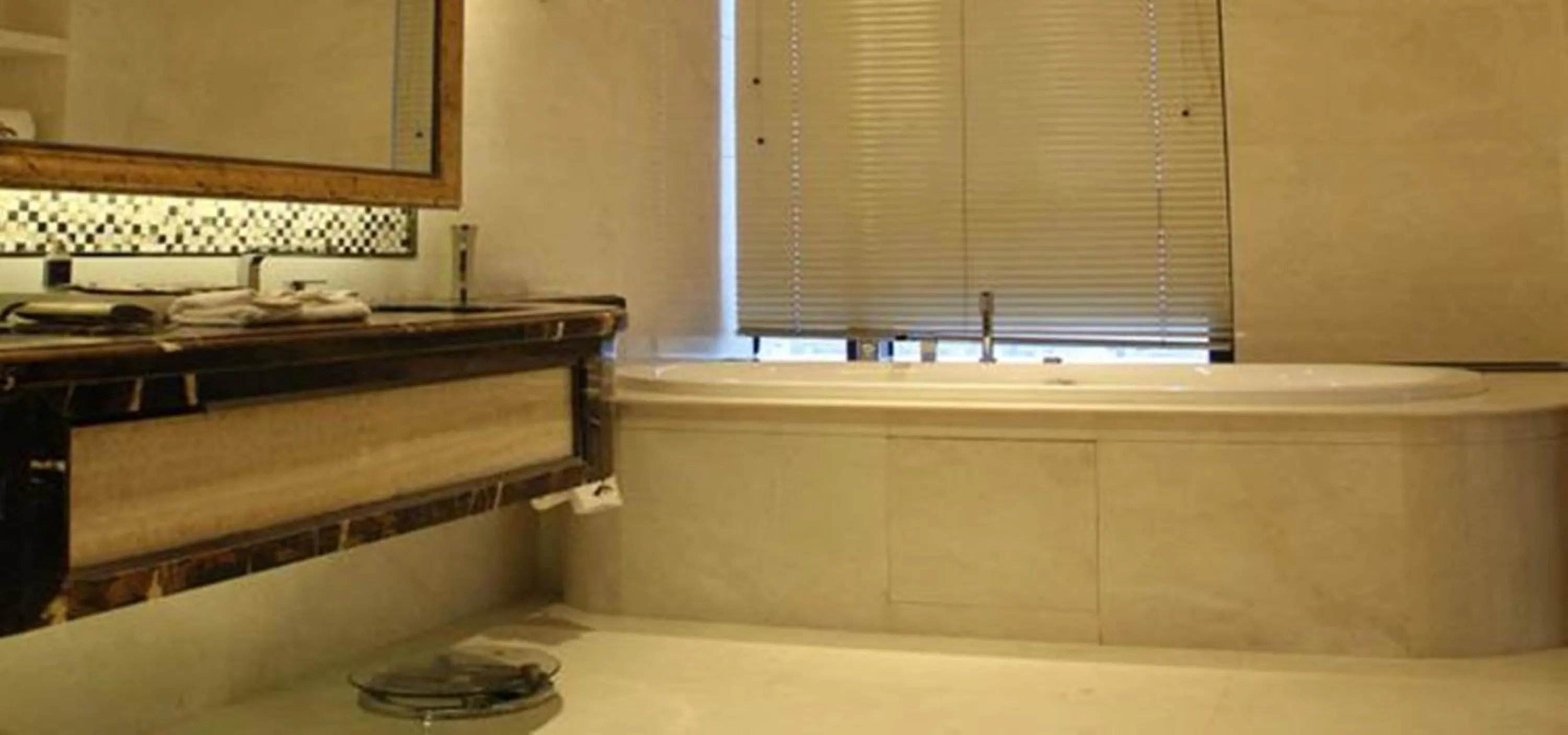 Bathroom in Jiangsu Haizhou Bayview Conference Center