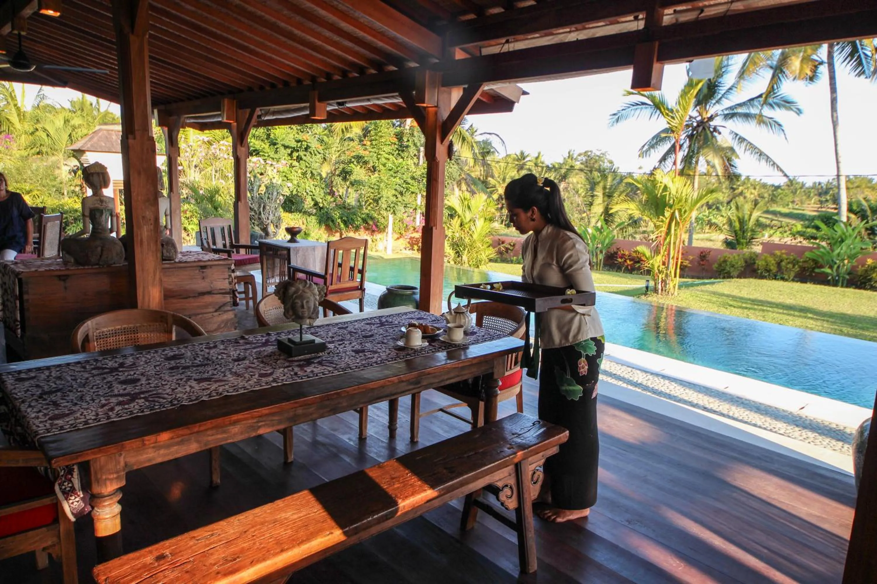 Dining area in Villa Taman Kanti