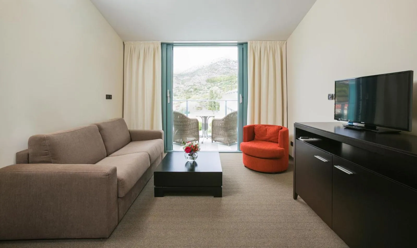 Photo of the whole room in Admiral Grand Hotel