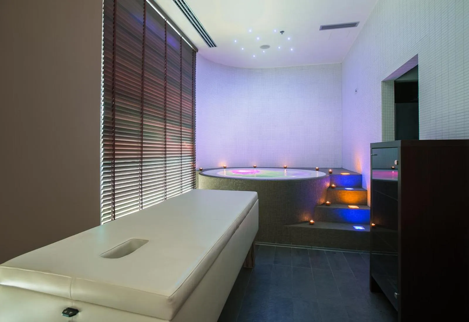 Spa and wellness centre/facilities in Admiral Grand Hotel