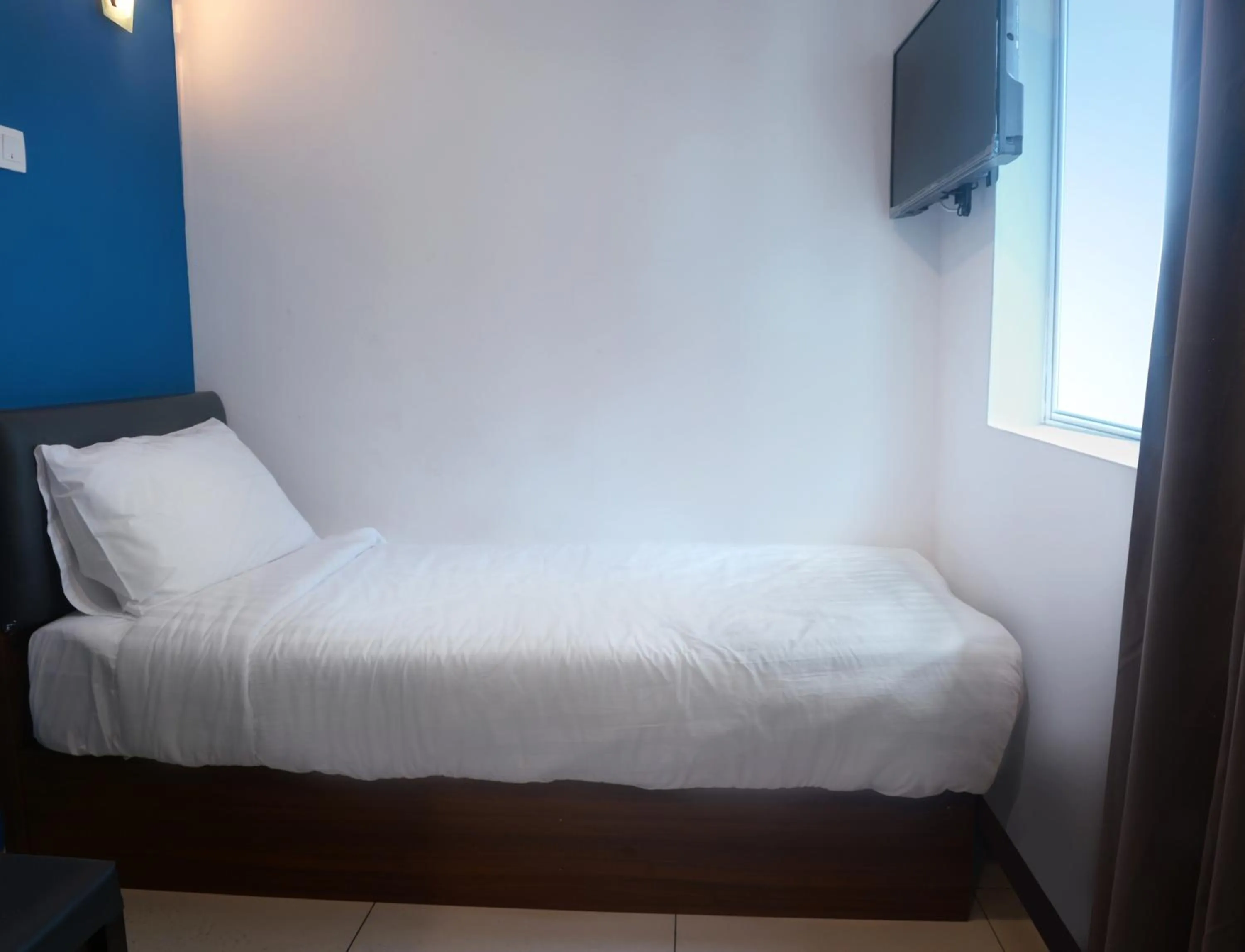 Bedroom, Bed in Brezza Hotel Sitiawan