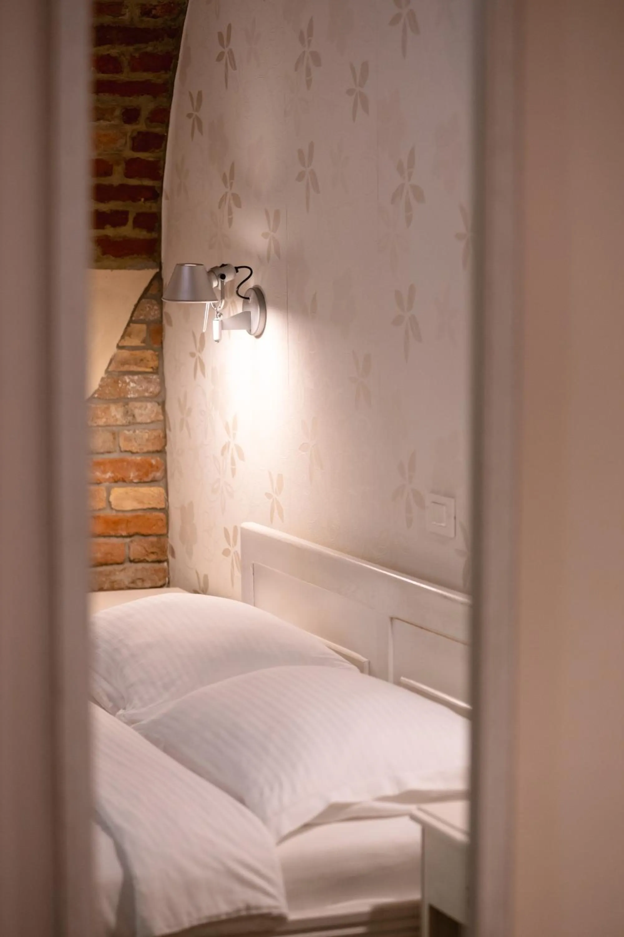 Photo of the whole room, Bed in Maksimilian Osijek