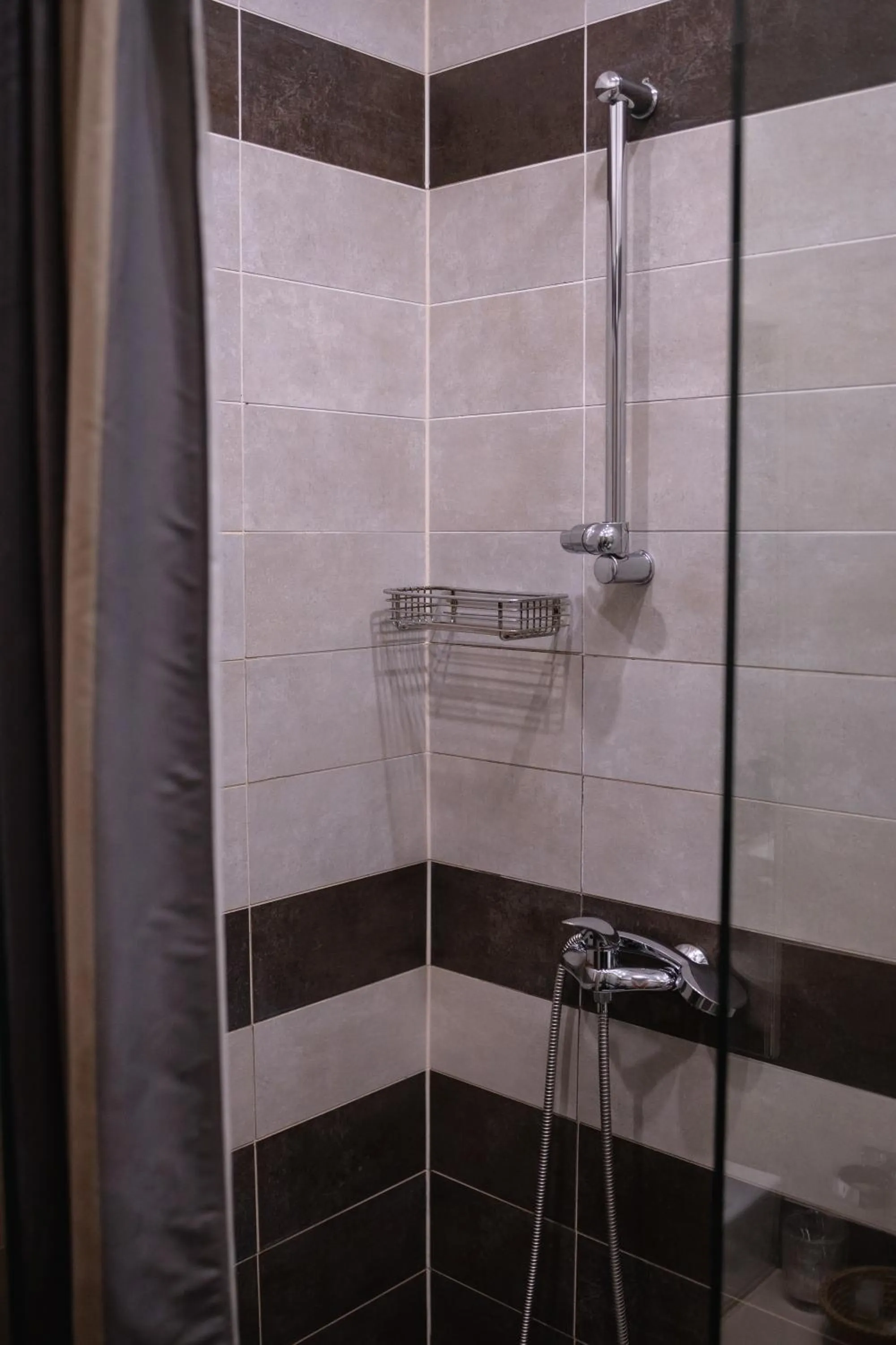 Shower in Maksimilian Osijek