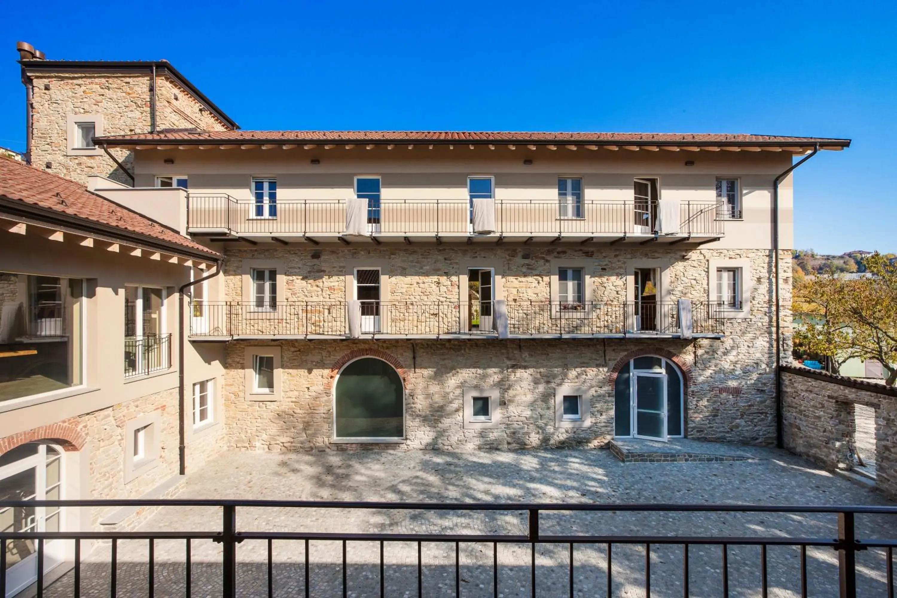 Deluxe Double Room in Hemanaire Deluxe Double Room in Hemanaire