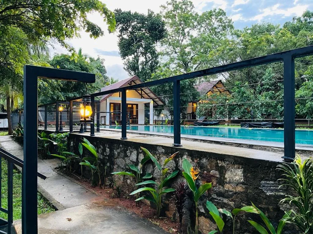 Pool view in The Countryside Udawalawe