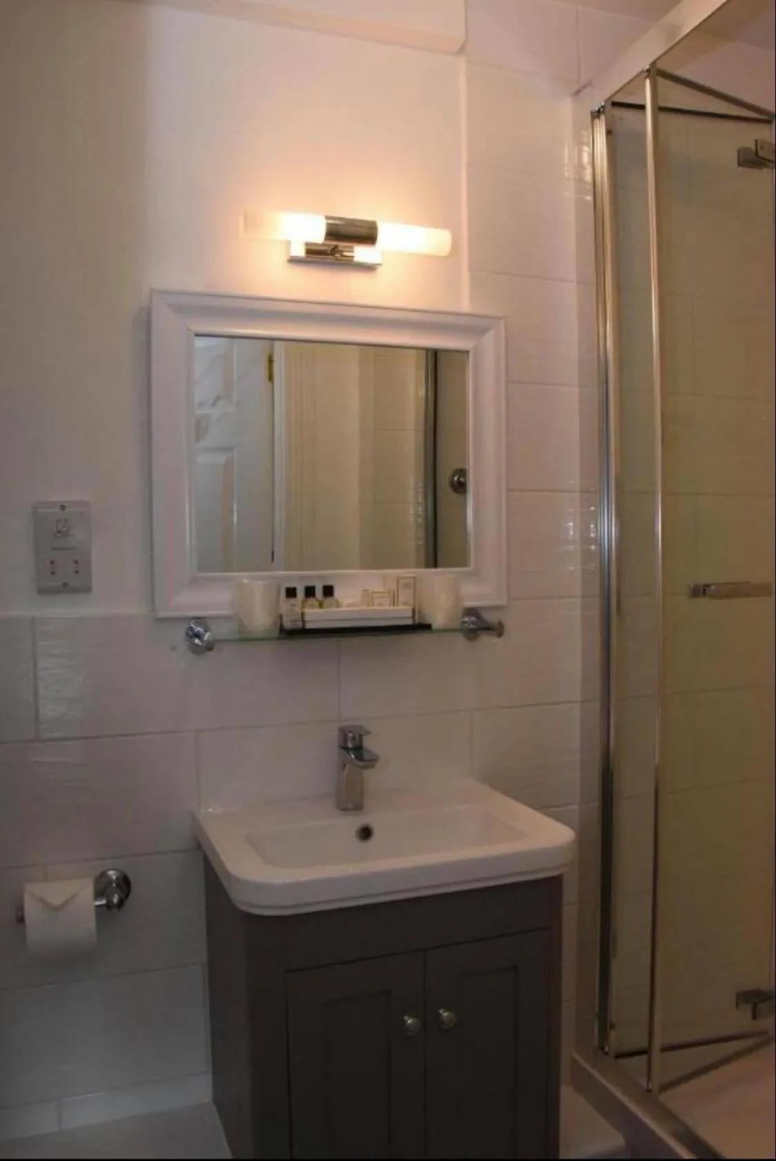 The Llanelwedd Arms Hotel