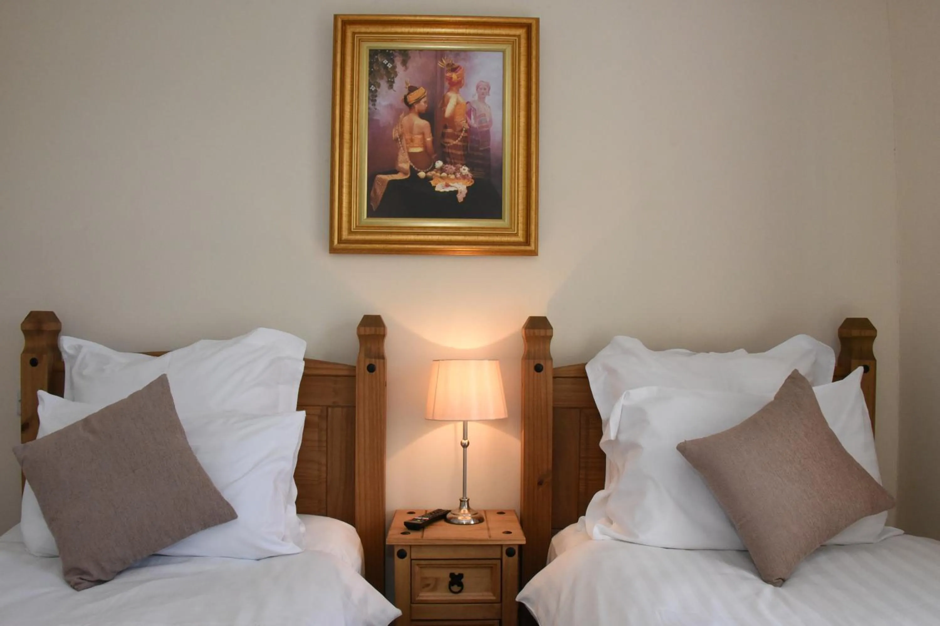 Bed in The Llanelwedd Arms Hotel