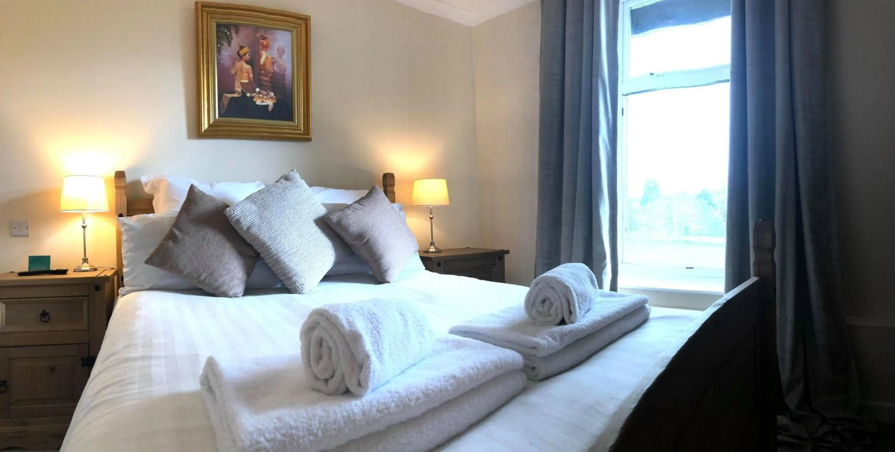 Bed in The Llanelwedd Arms Hotel