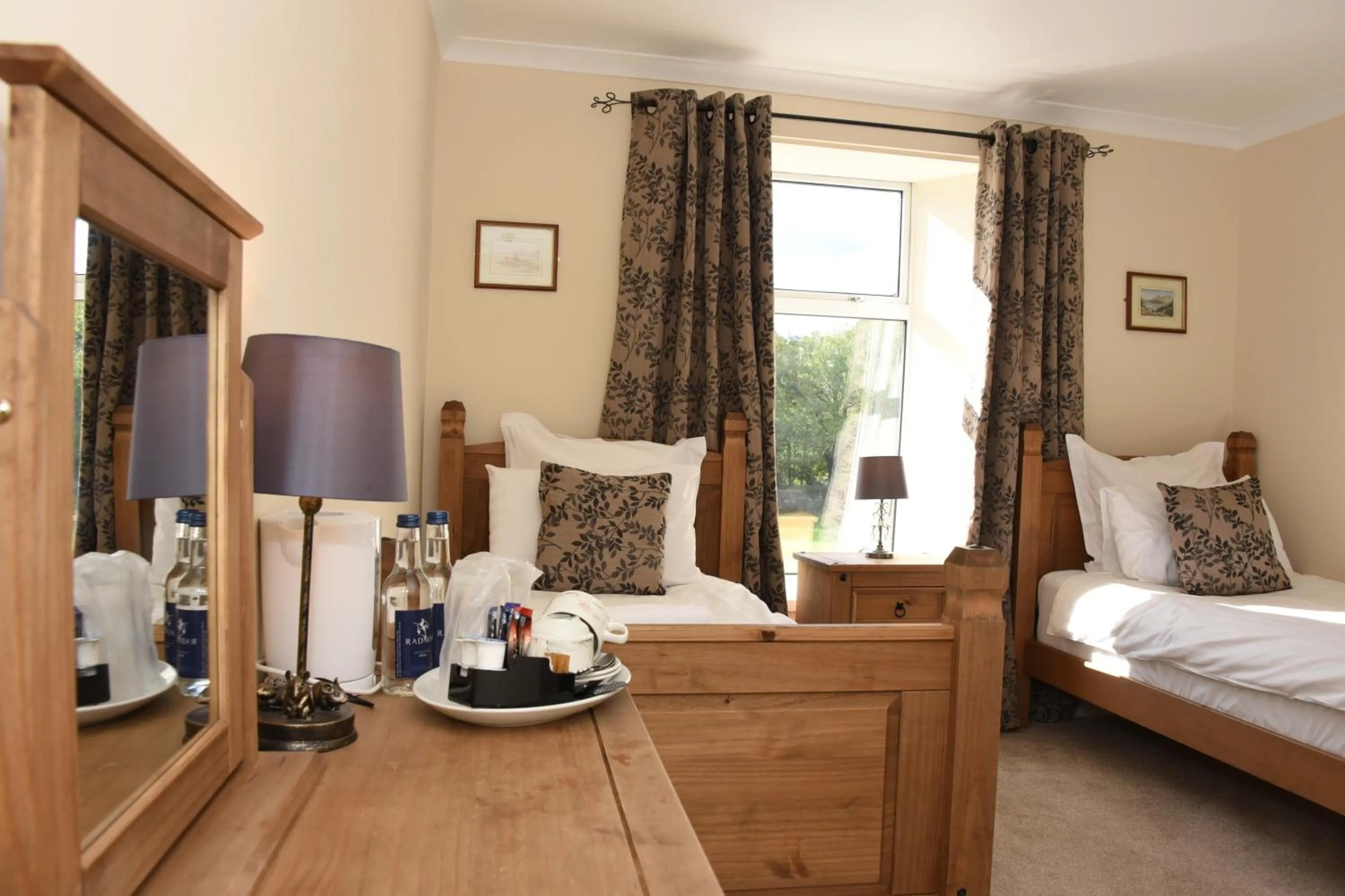 Bed in The Llanelwedd Arms Hotel